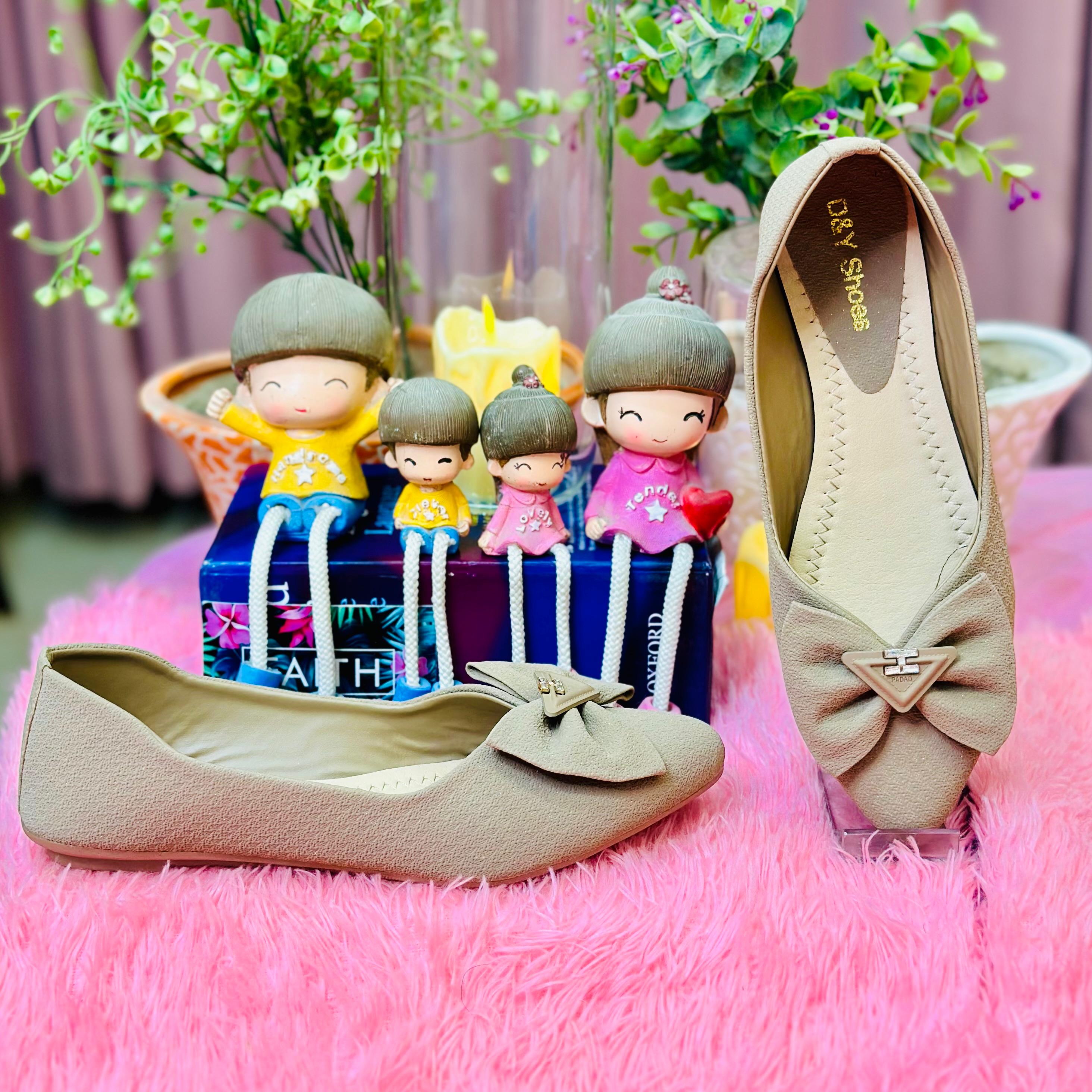 toes and flats  604