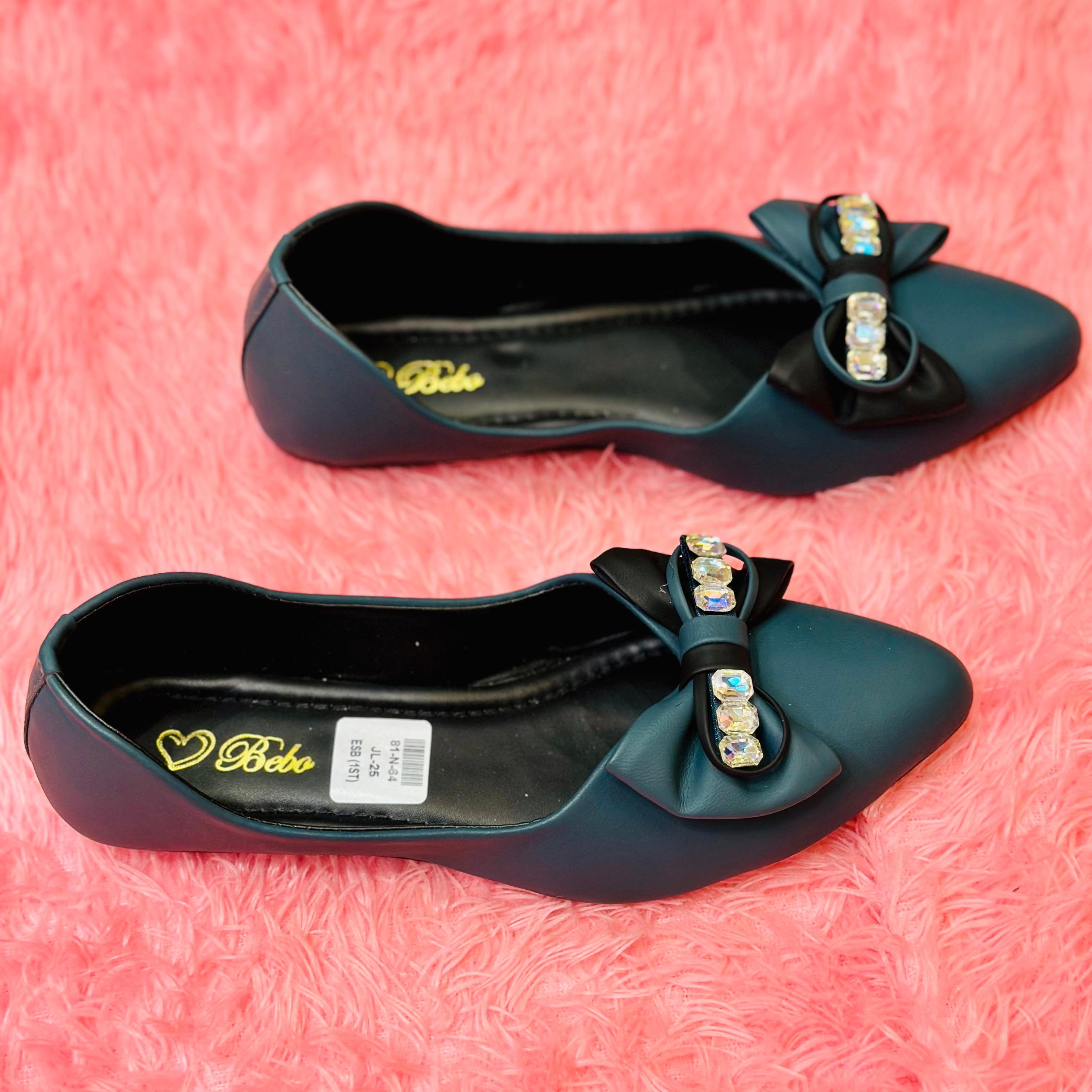 toes and flats  605