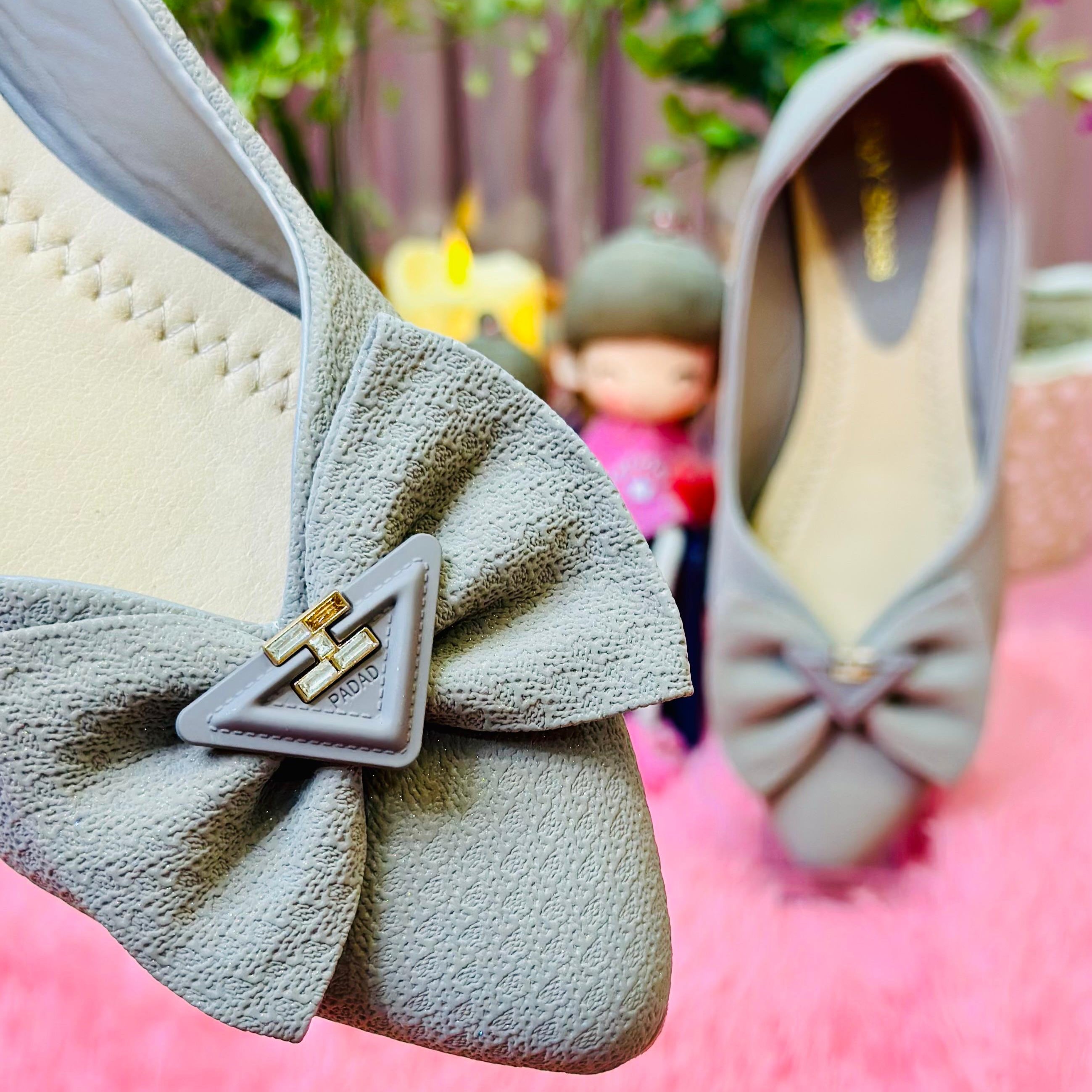toes and flats  604 b