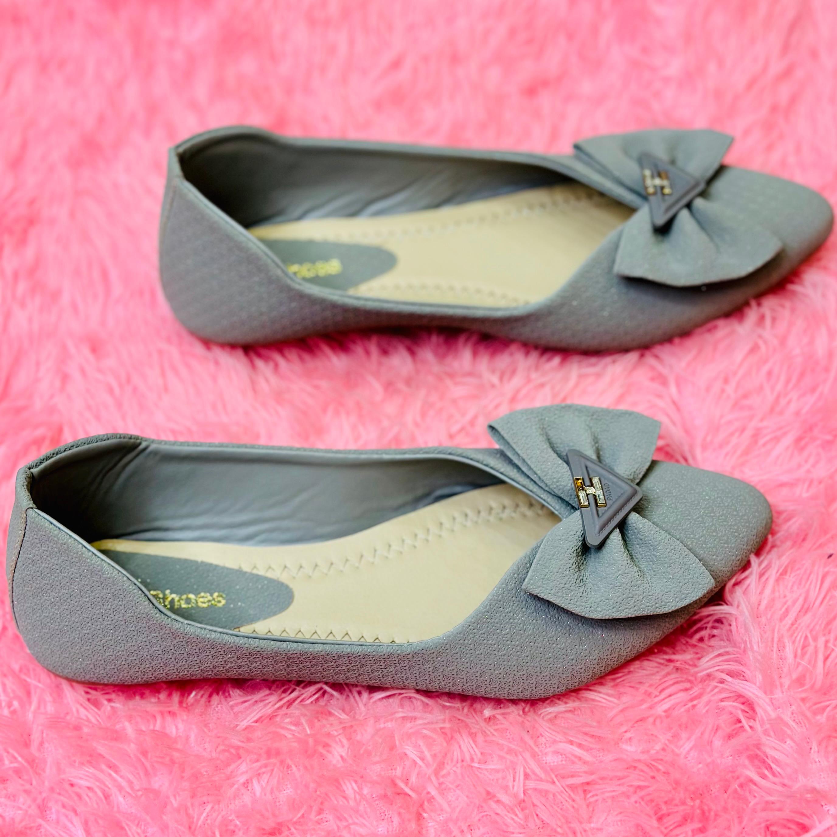 toes and flats  604 b