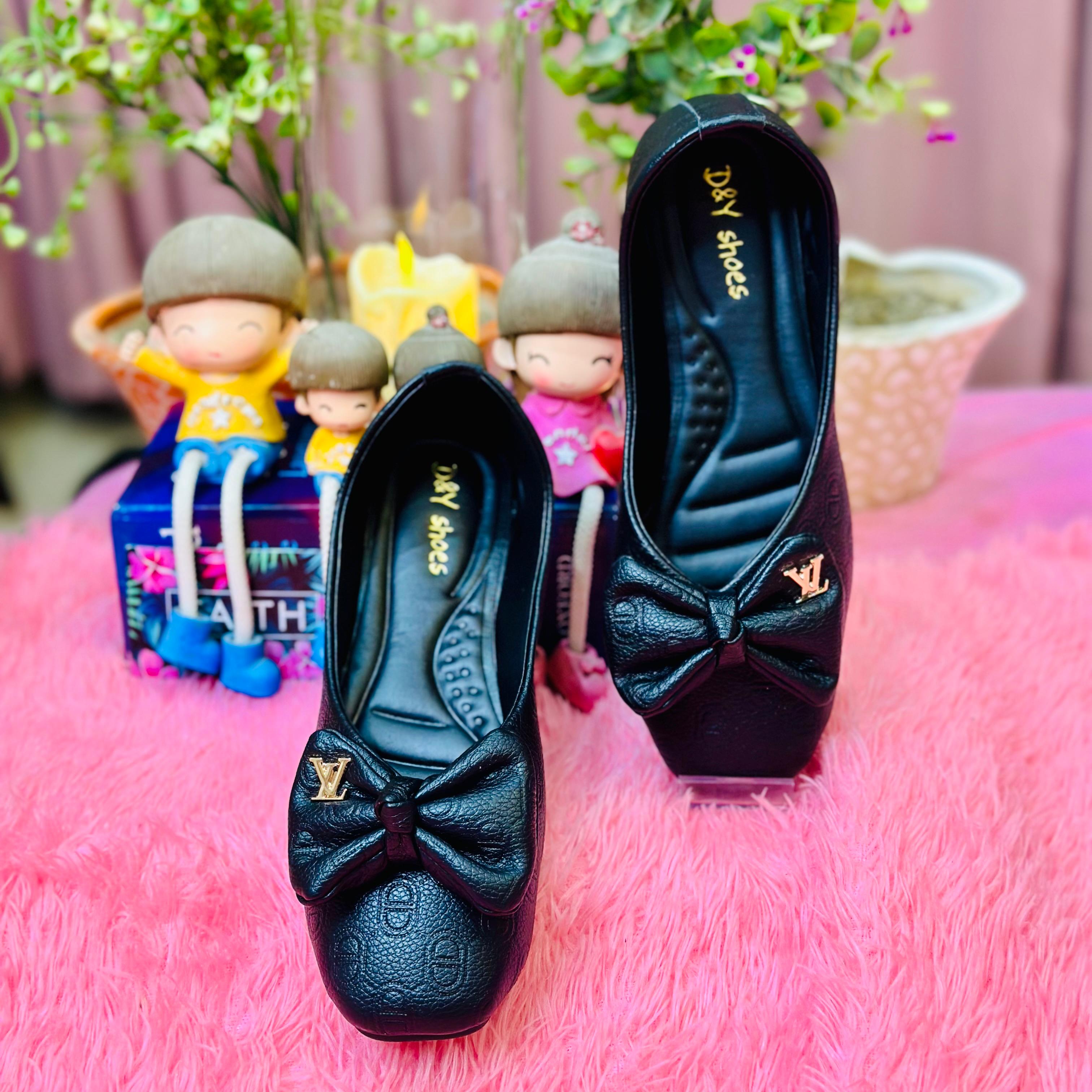 toes and flats  607