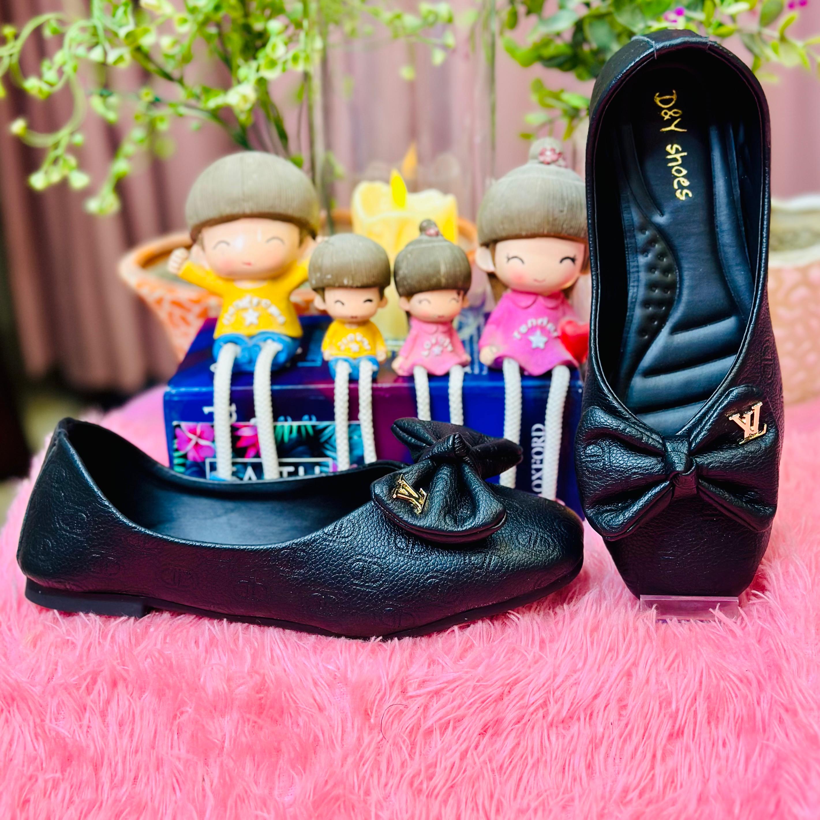 toes and flats  607