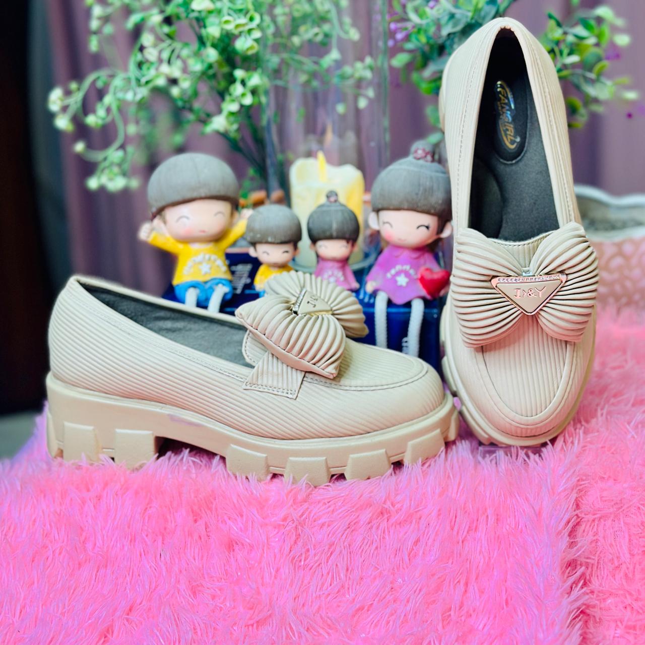 toes and flats  620b