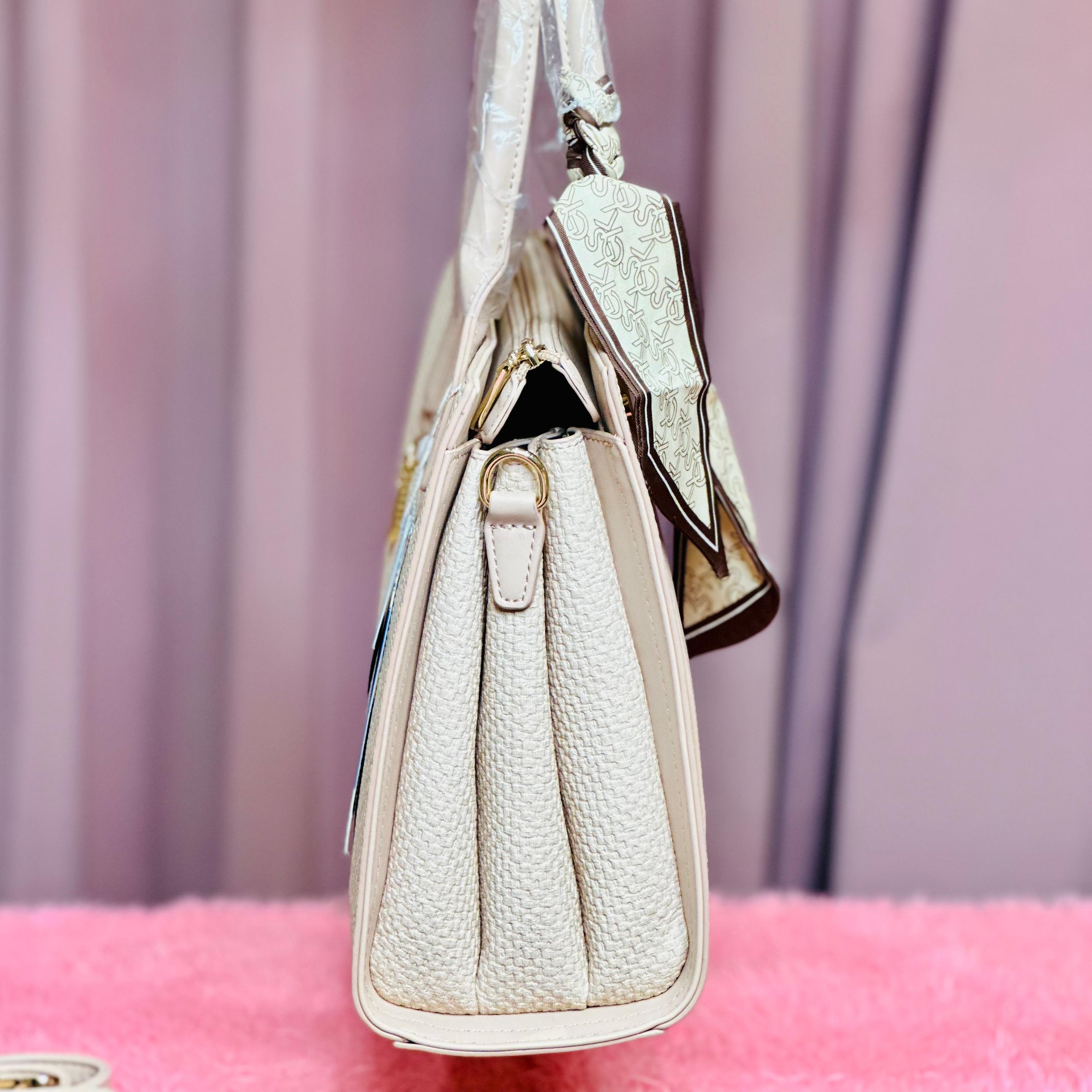 TOTS AND BAGS 01