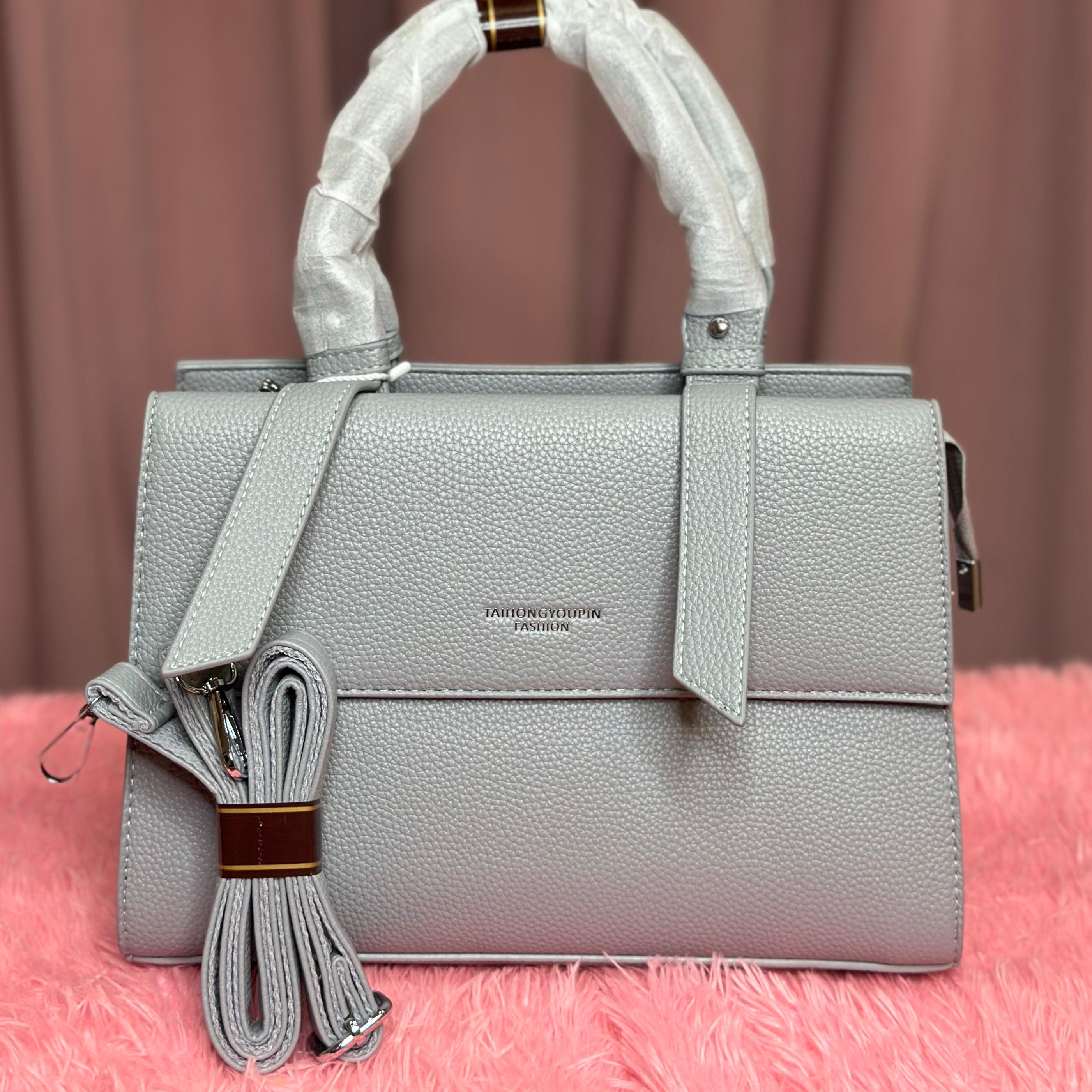 TOTS AND BAGS 06