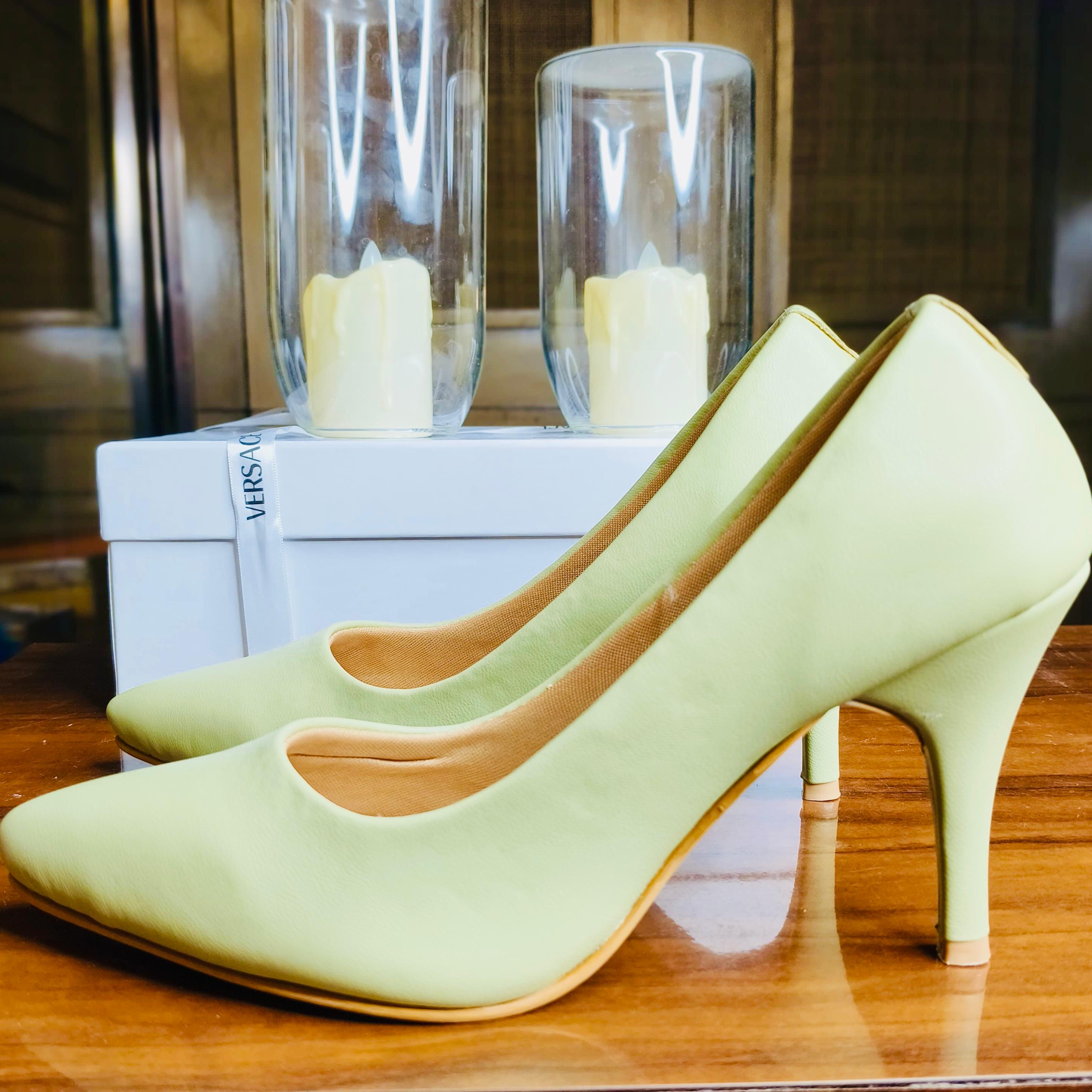 HEELS 03