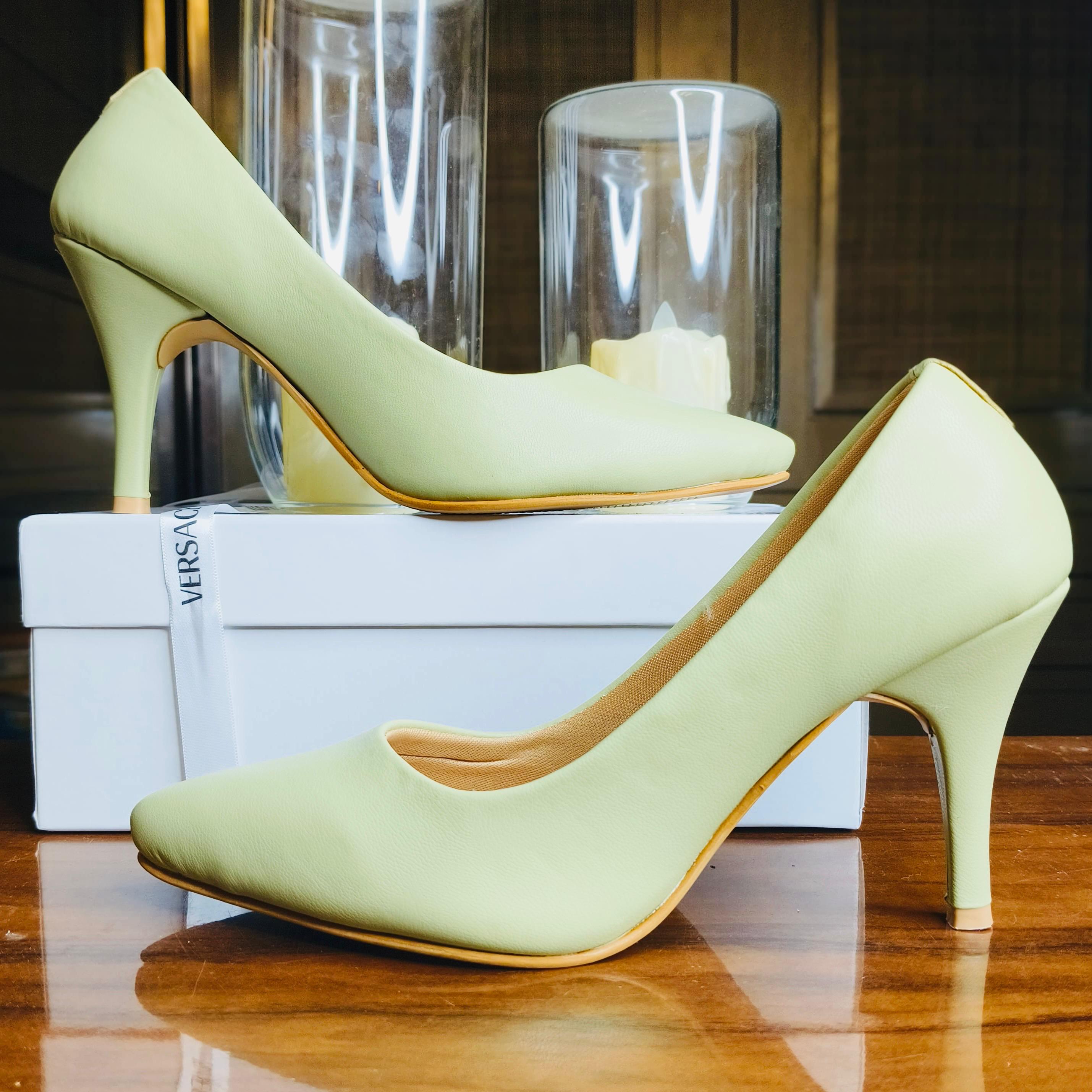 HEELS 03