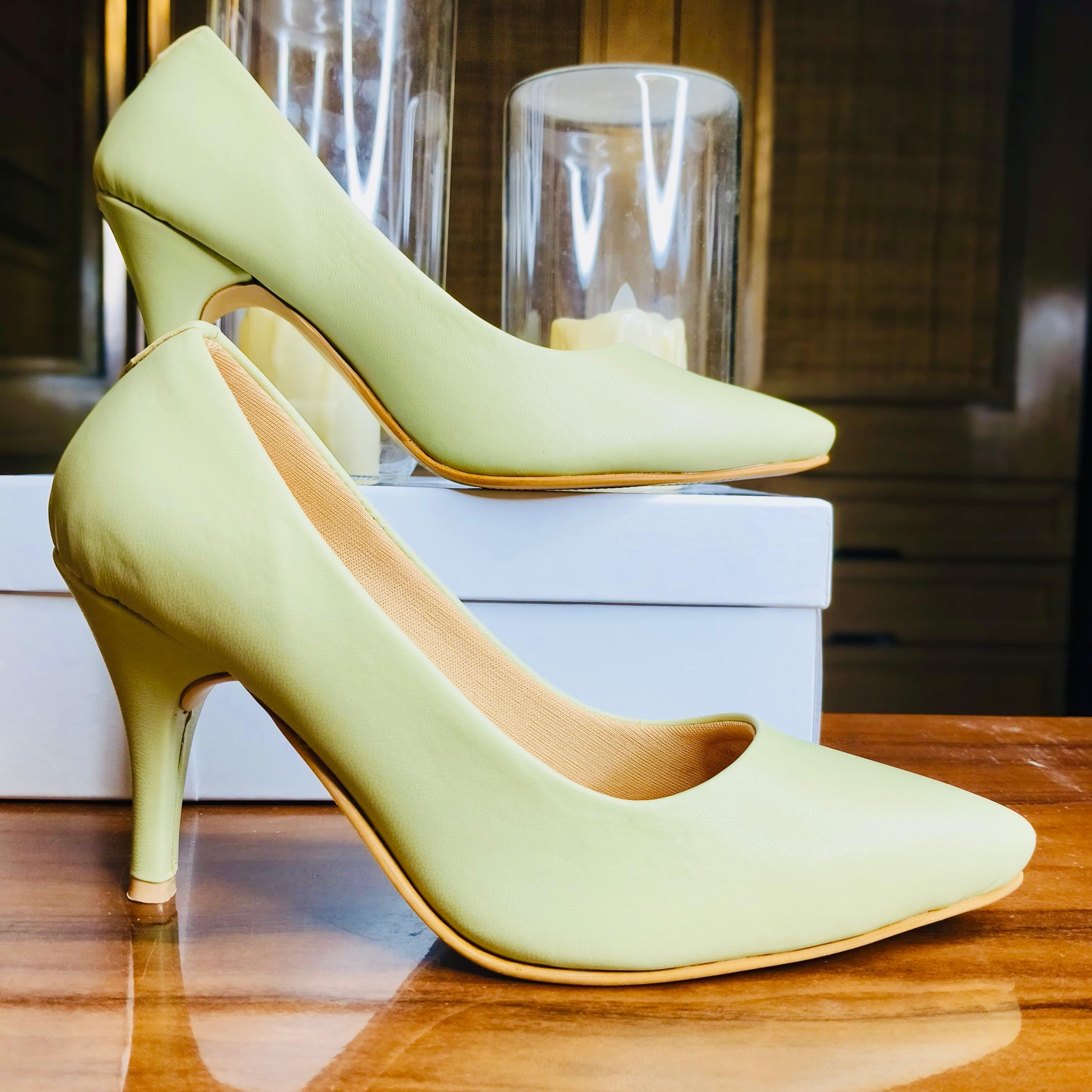 HEELS 03
