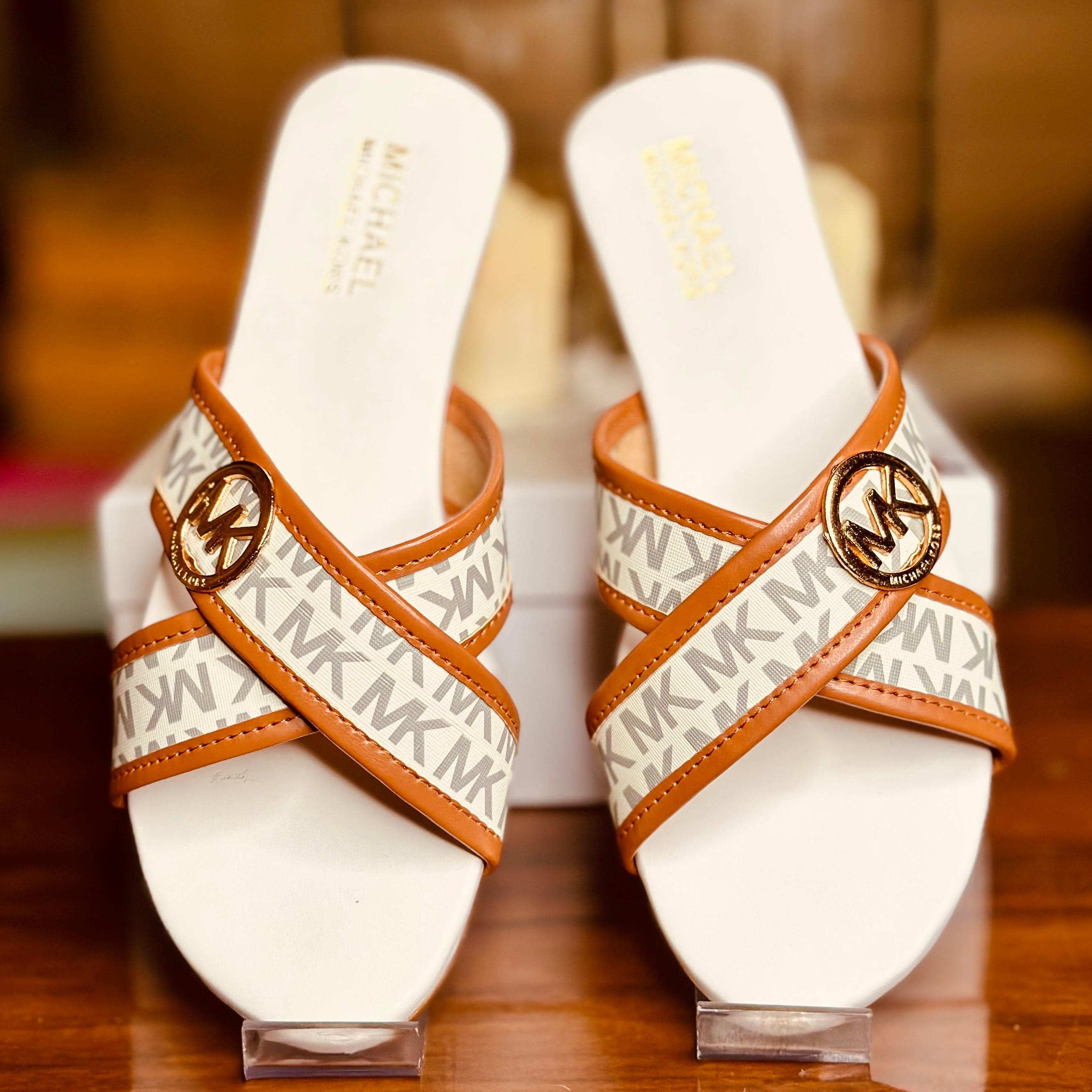 FLIP FLOPS 541
