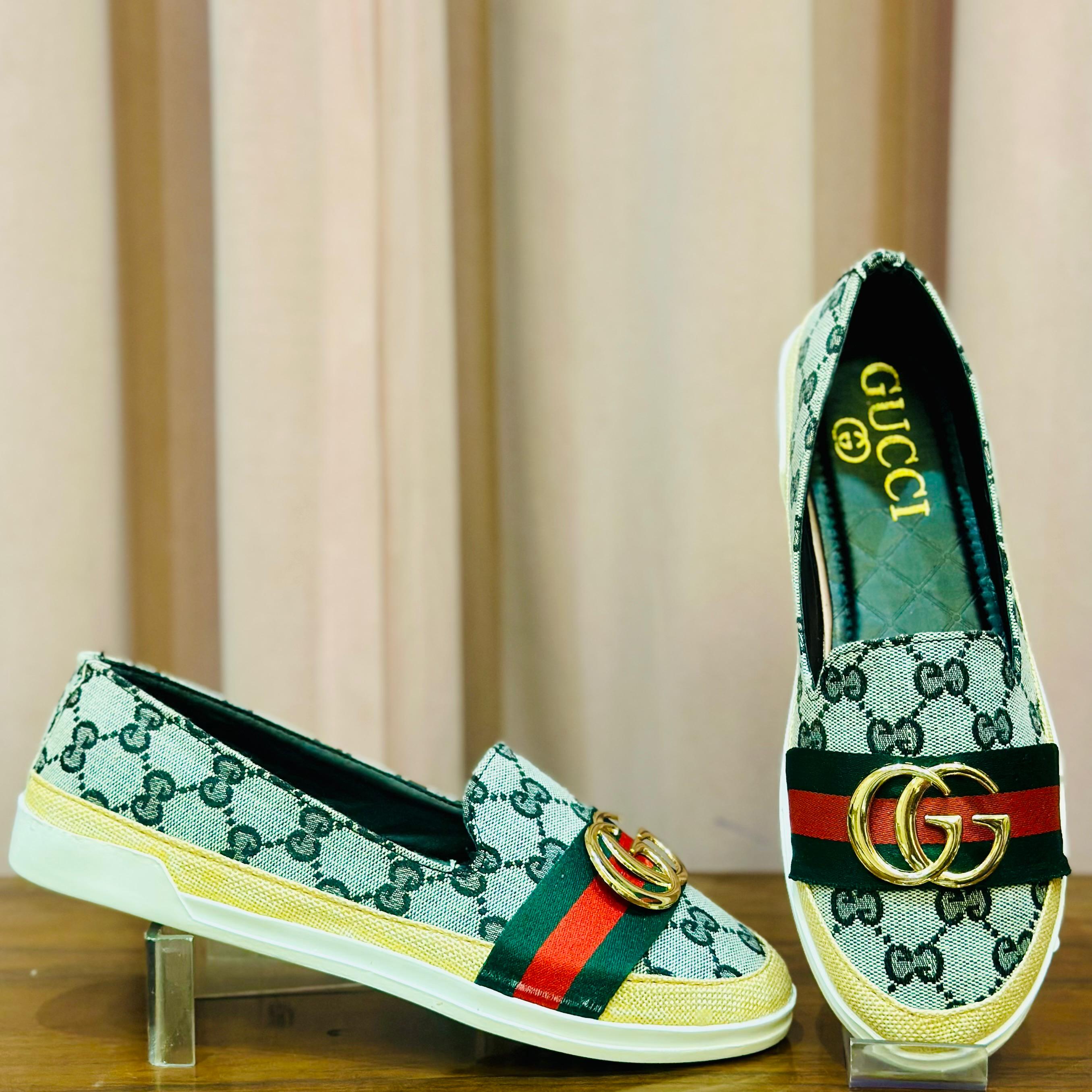 toes and flats  661