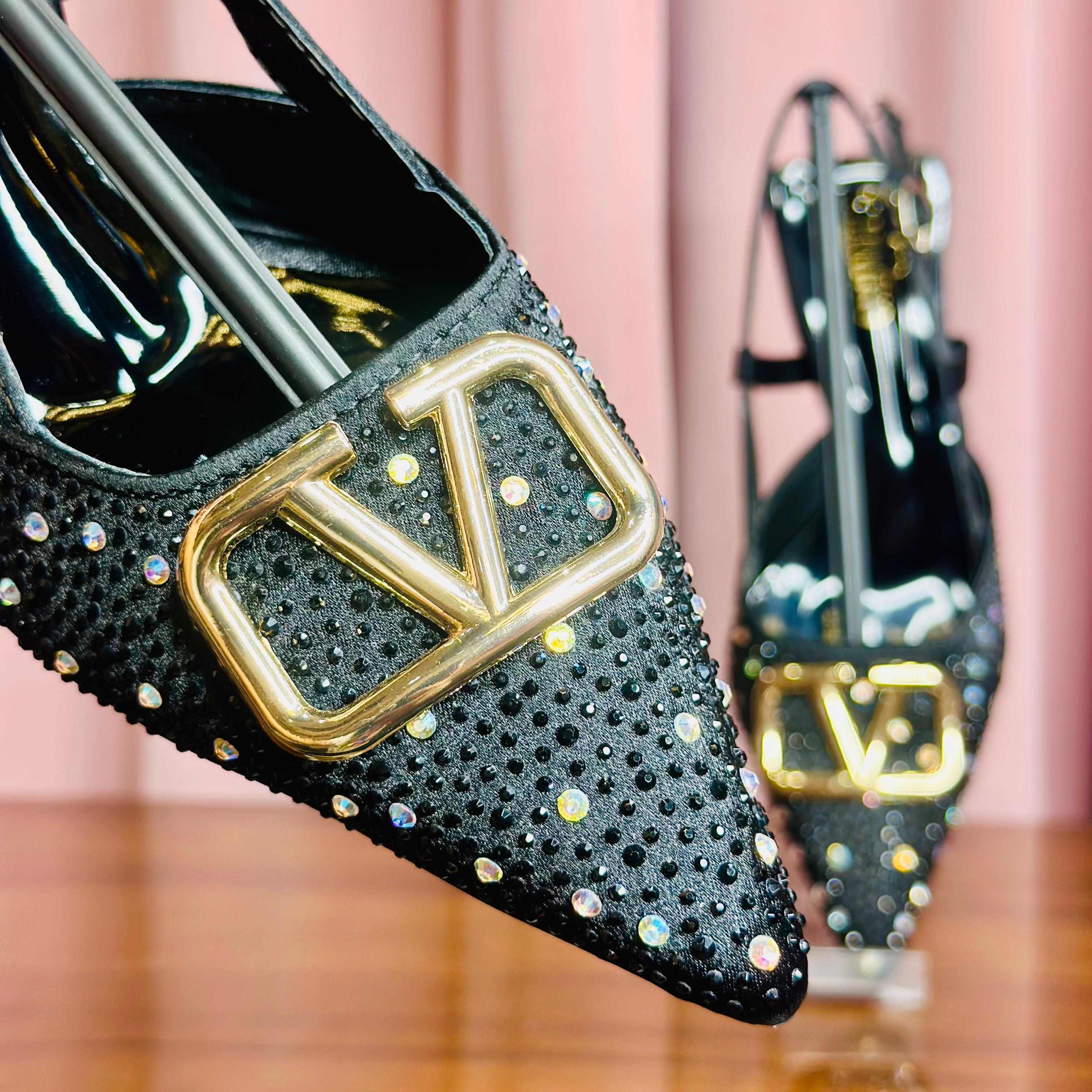HEELS 16 b
