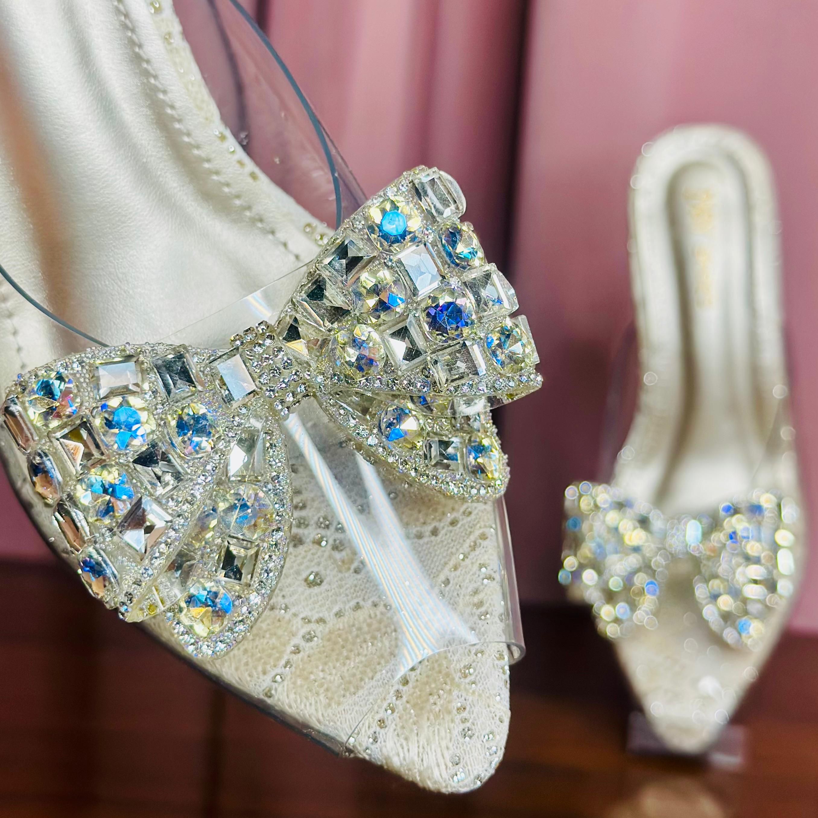 HEELS 21