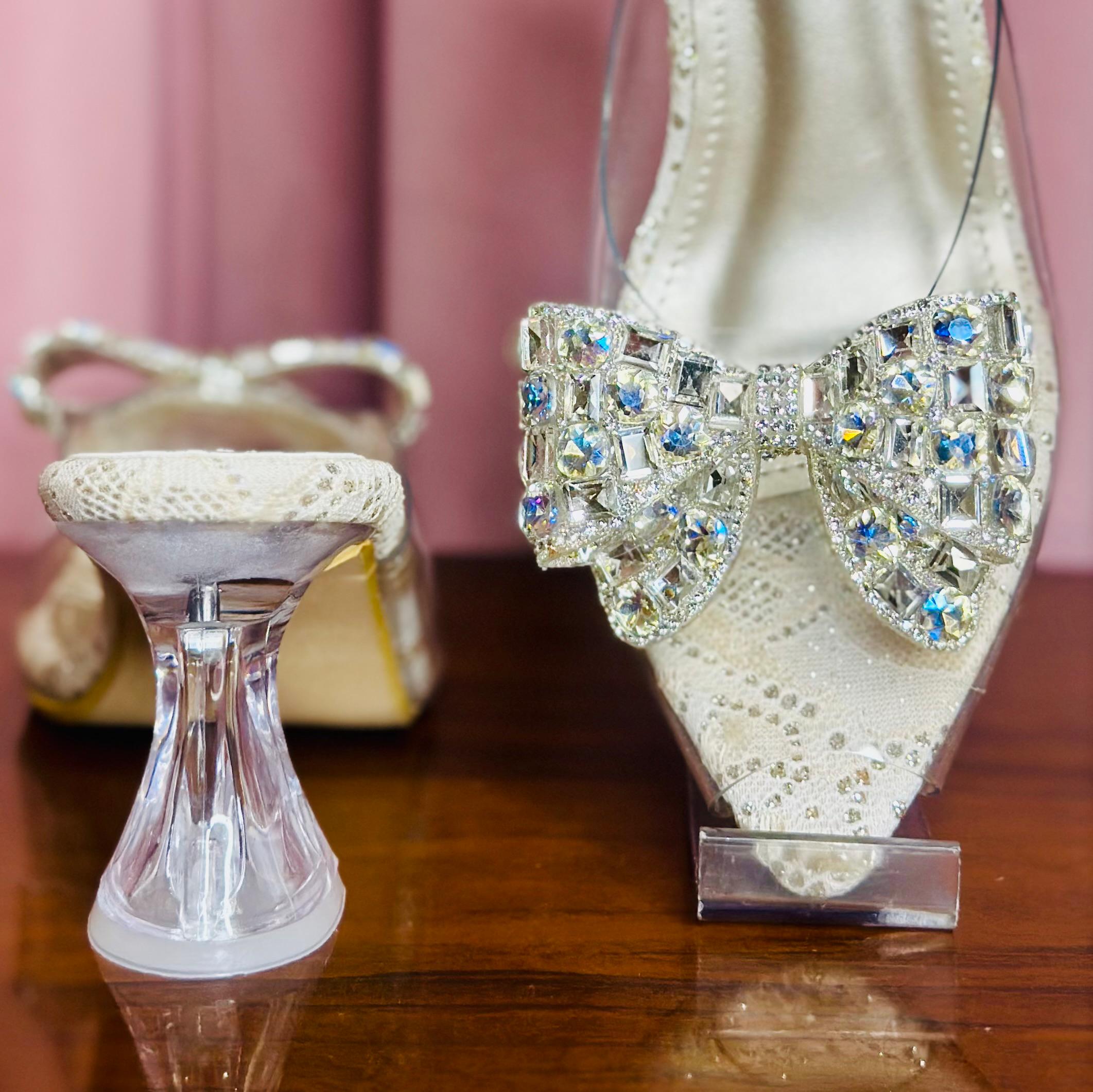 HEELS 21