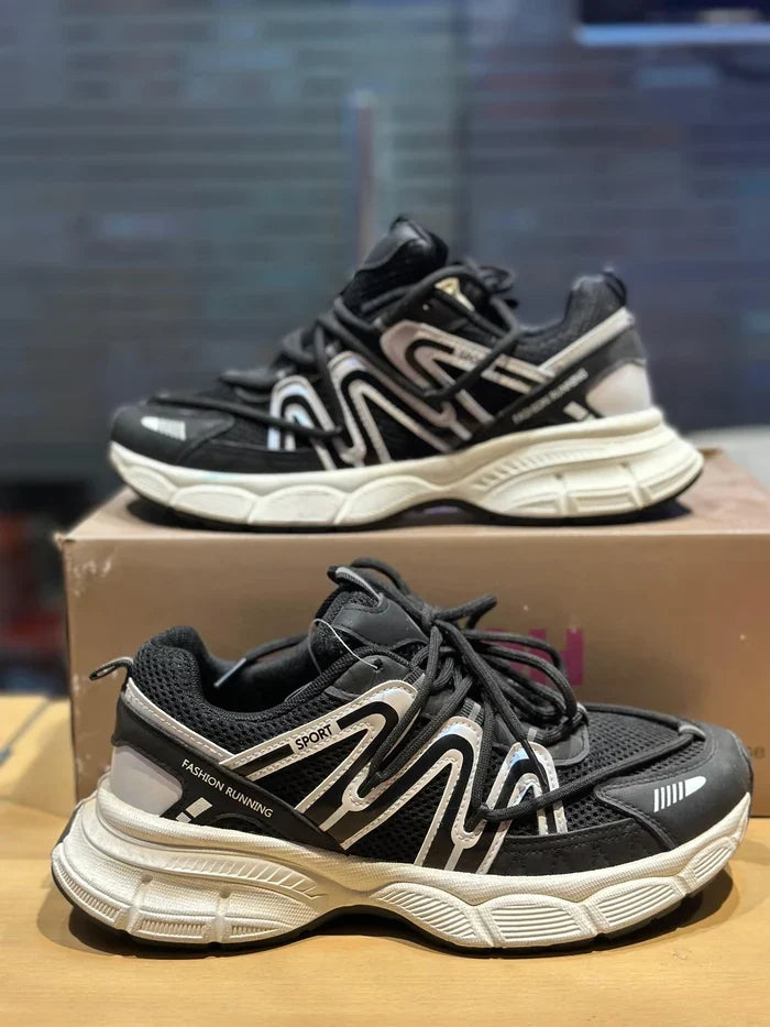 SPORT SHOE 20260402