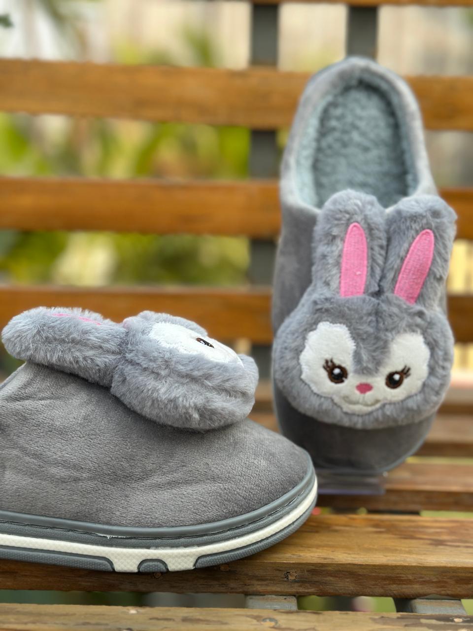 CARPET LADIES WEAR 16