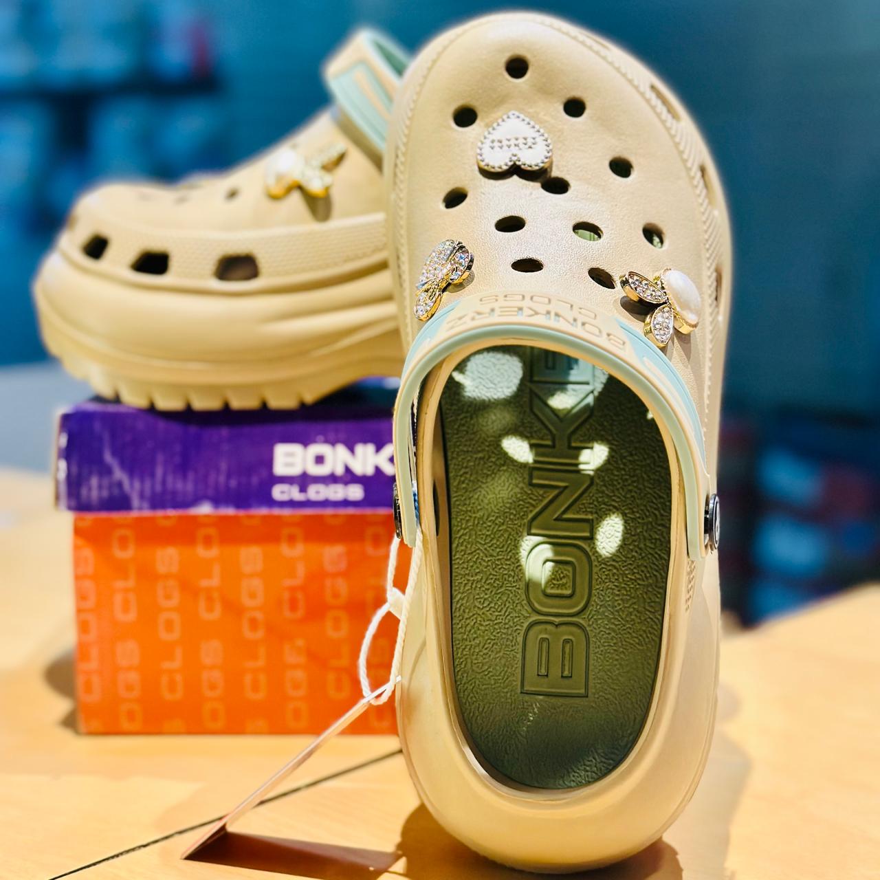 FLIP FLOPS back open