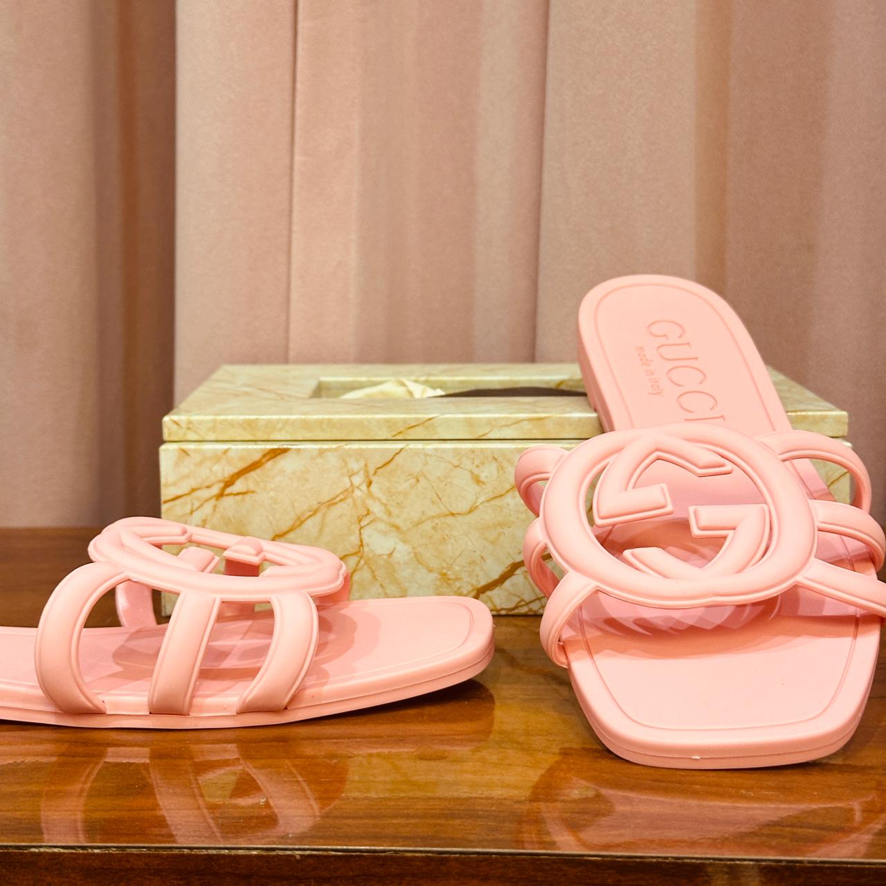 FLIP FLOPS 5239