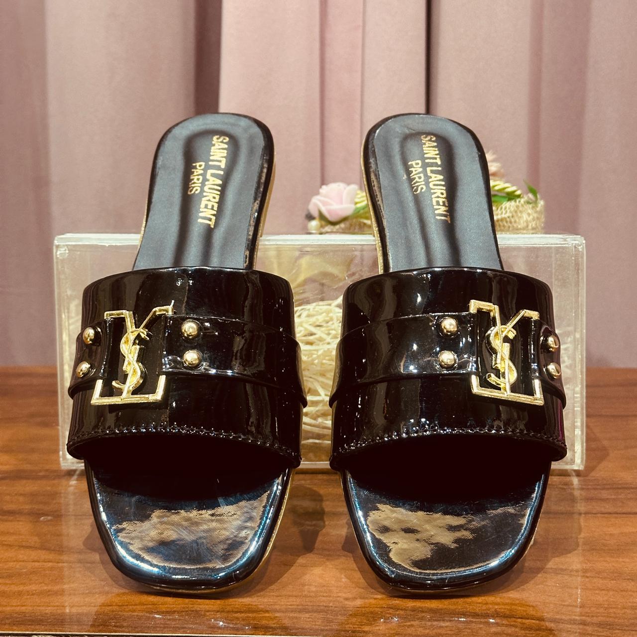 FLIP FLOPS 5240