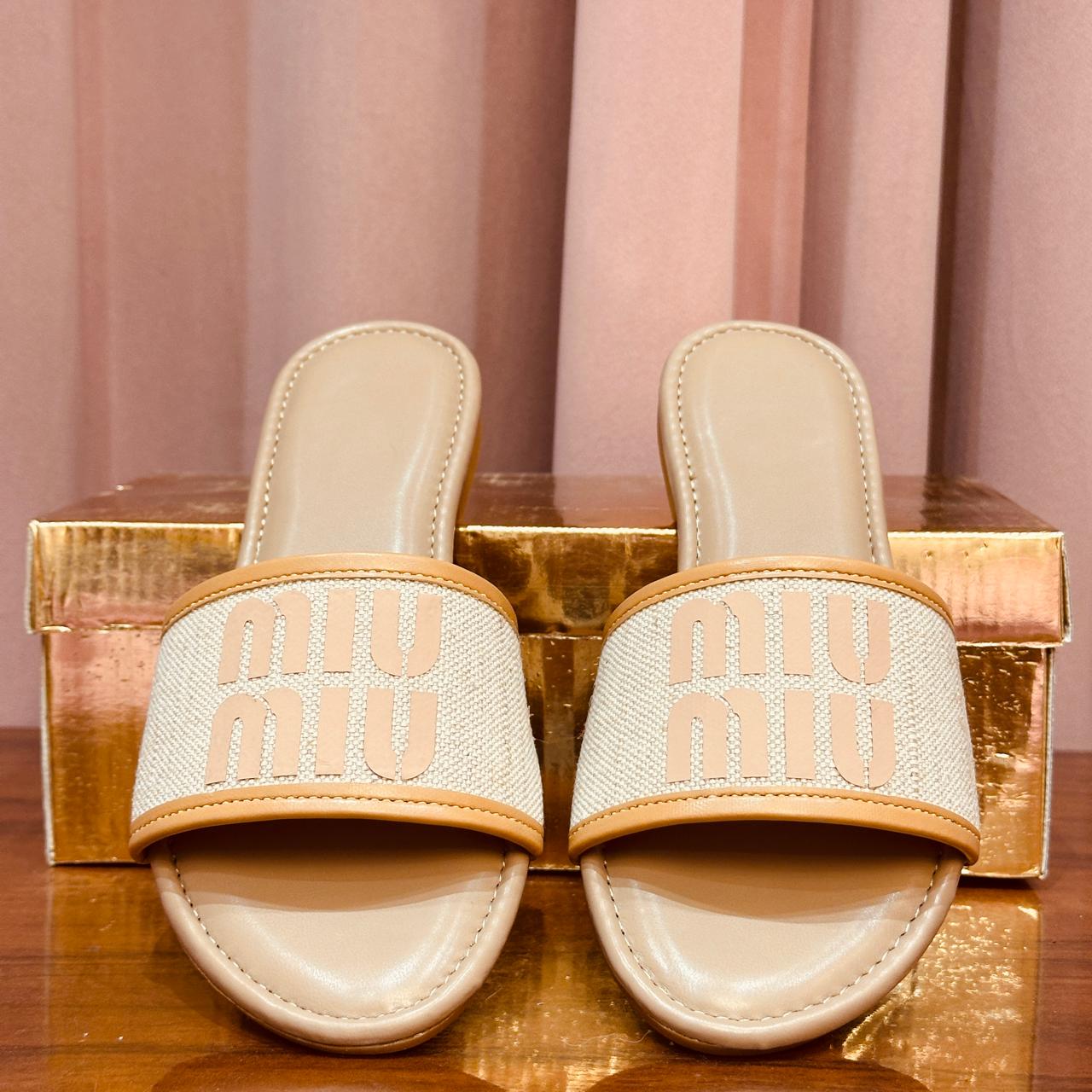 FLIP FLOPS 902