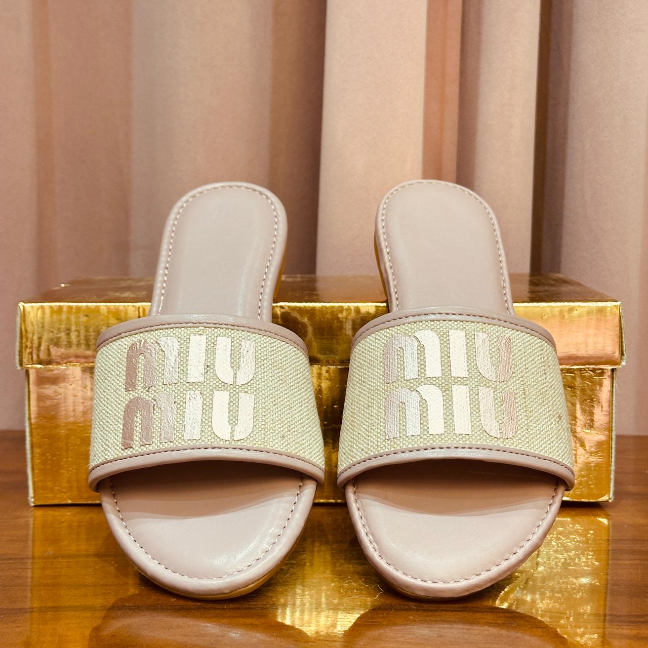 FLIP FLOPS 903