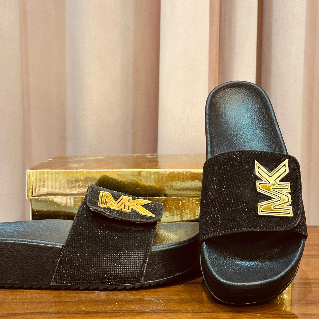 FLIP FLOPS 904