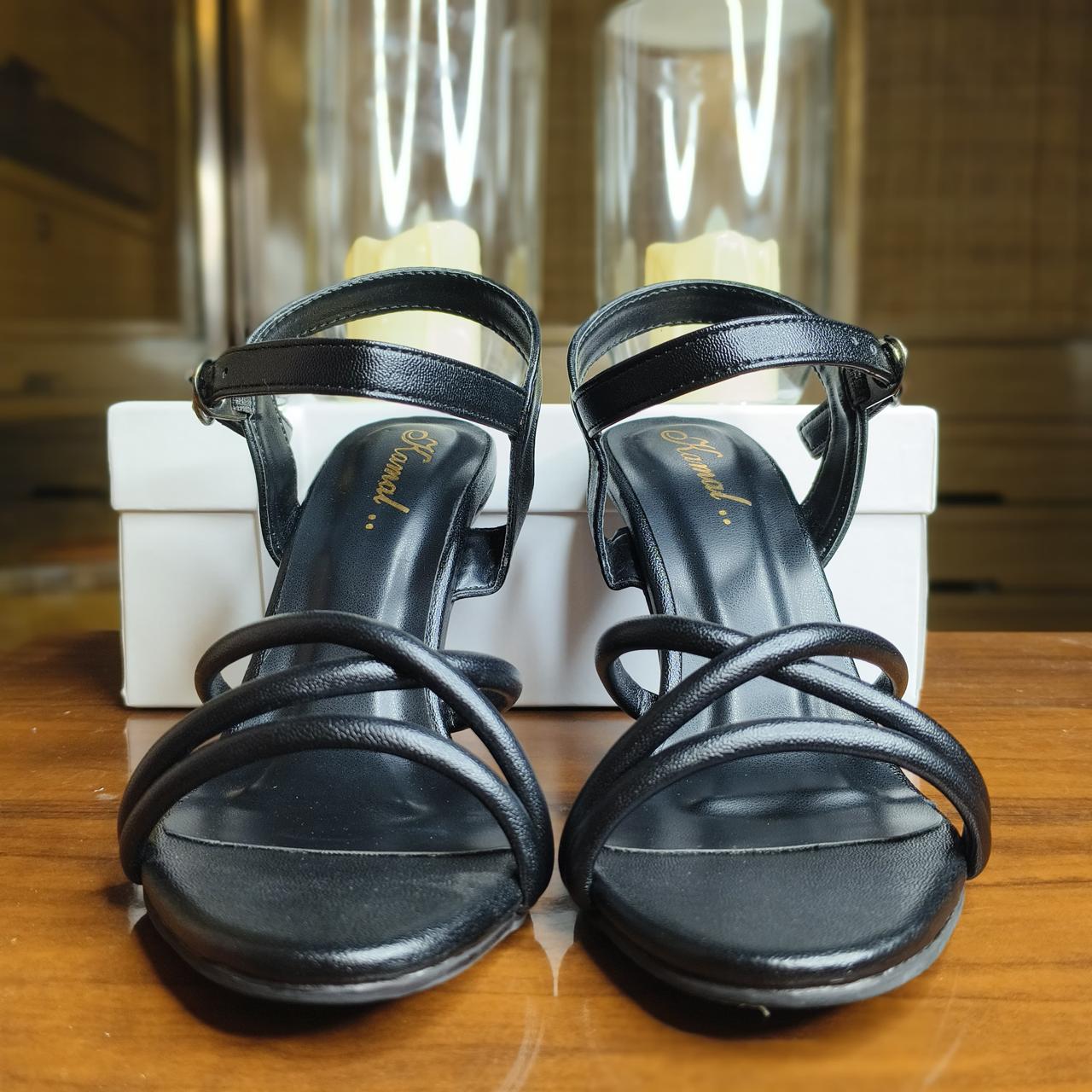 HEELS 10