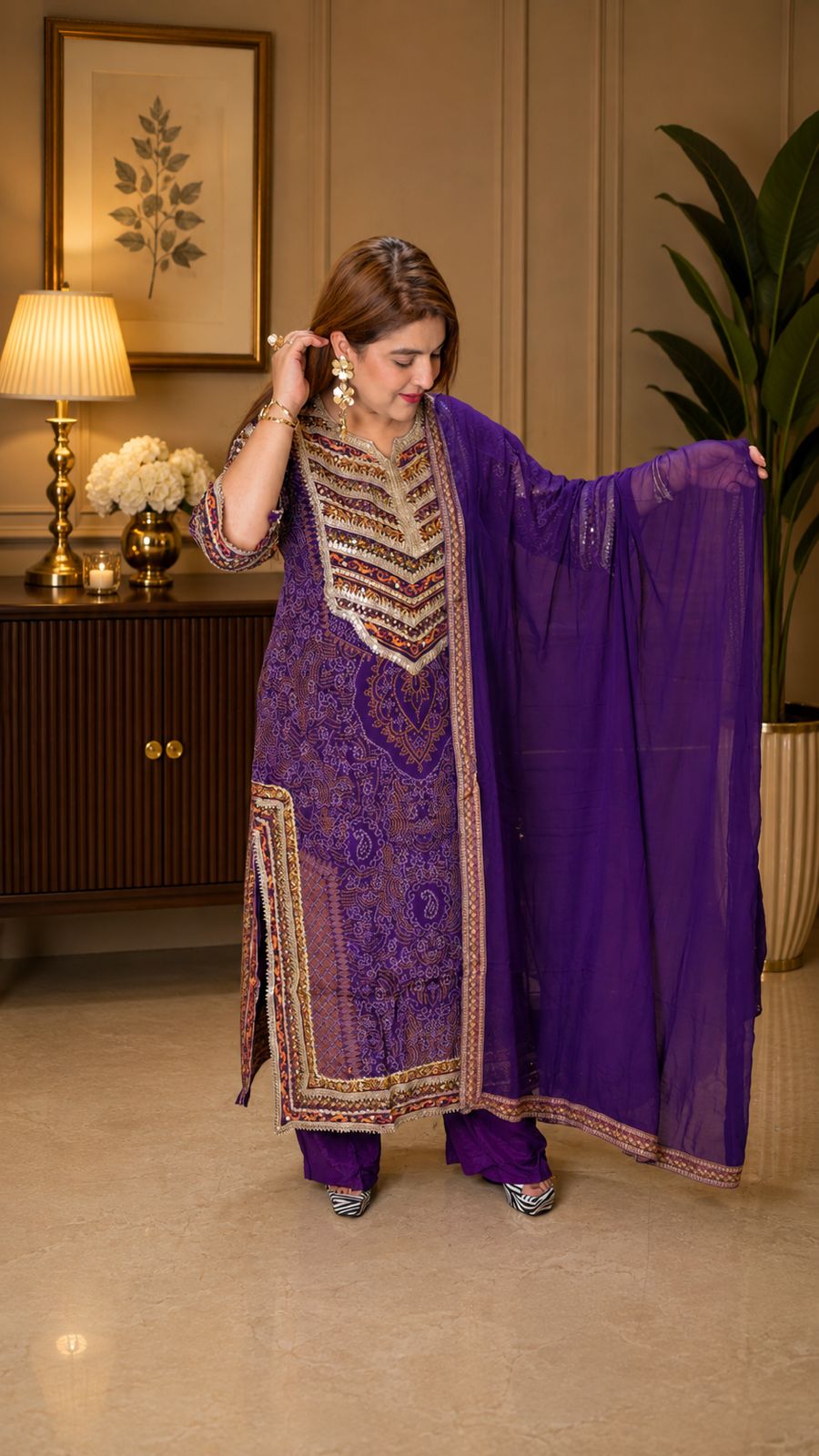 FANCY CLOTHES  5200