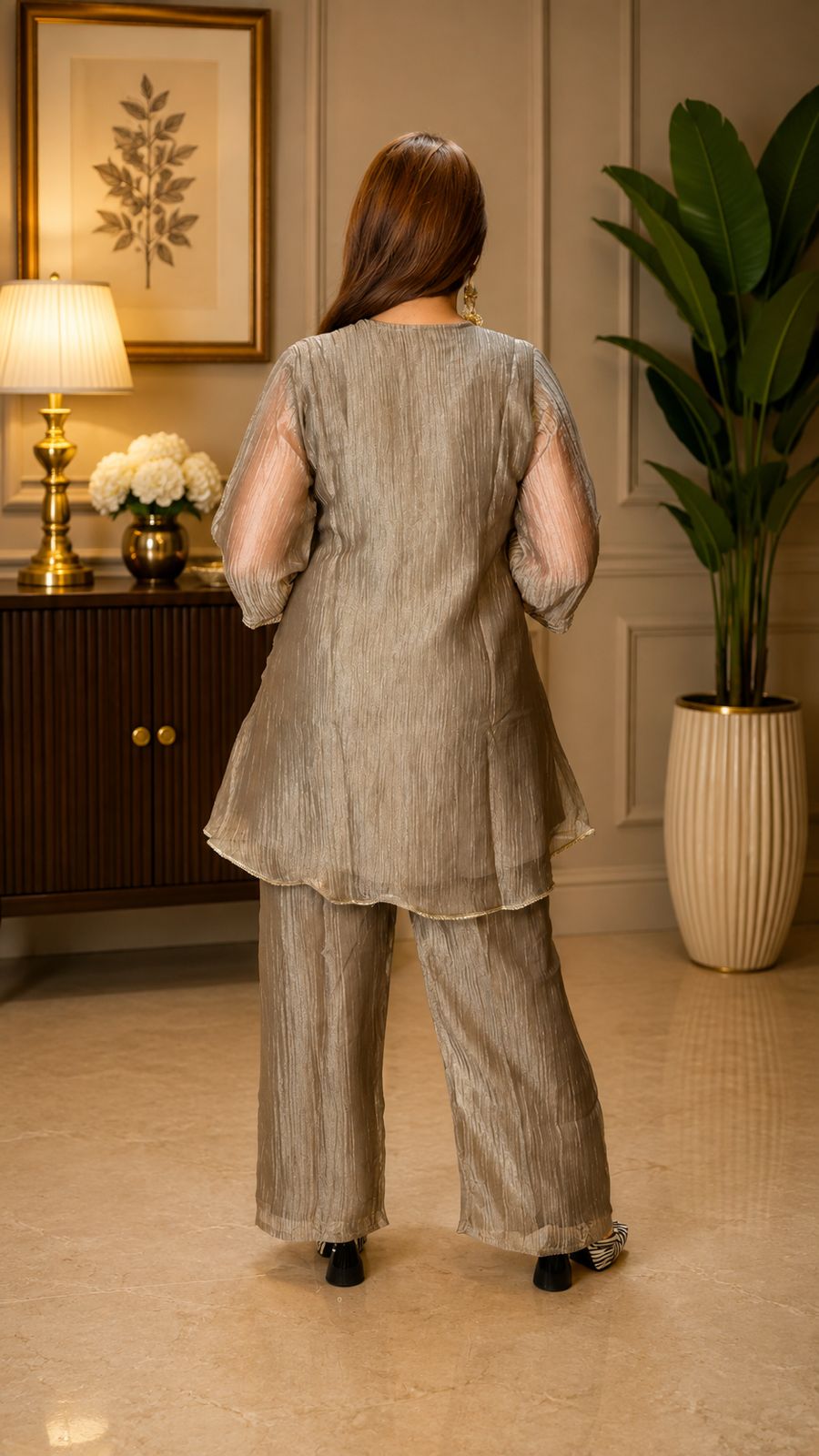 FANCY CLOTHES  5204
