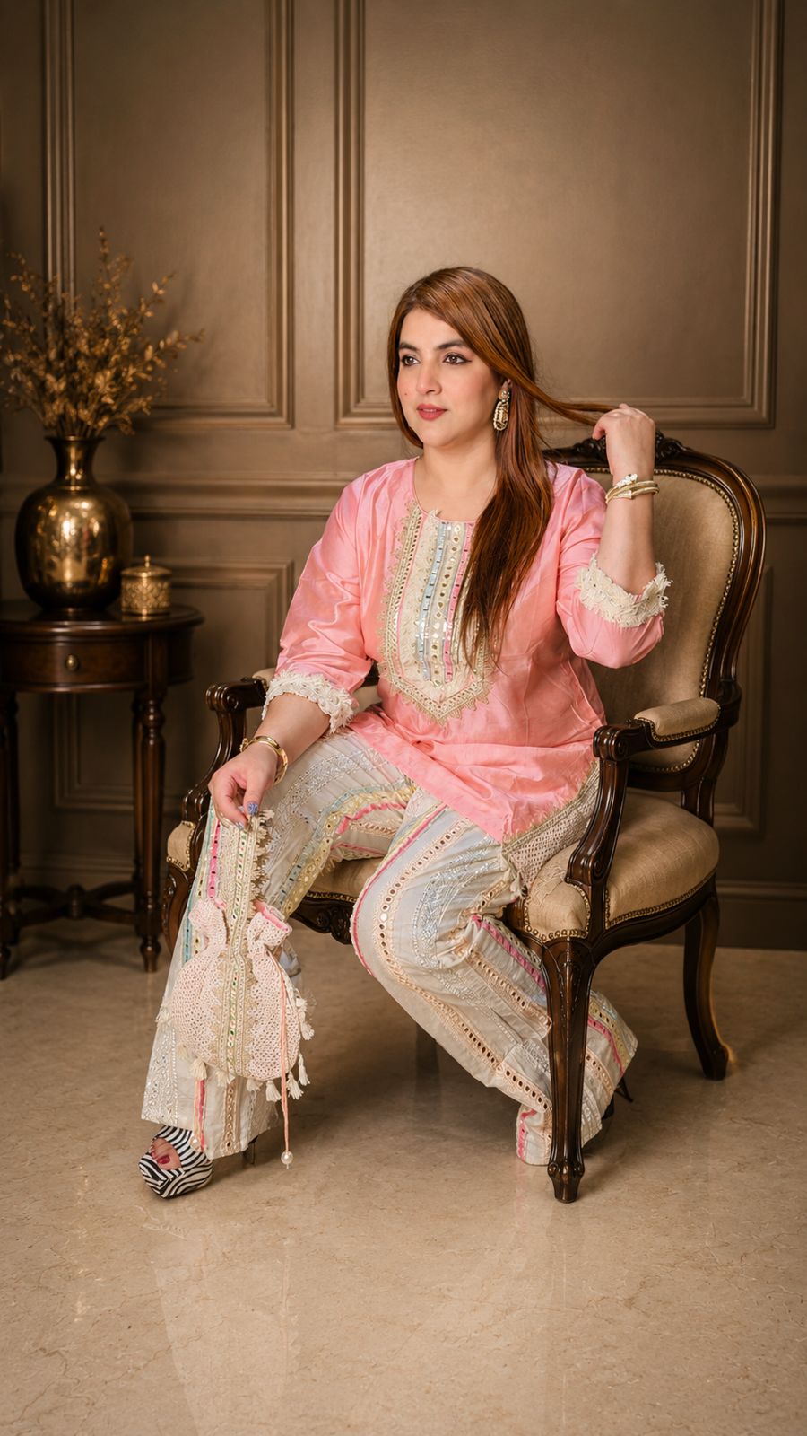 FANCY CLOTHES  5207