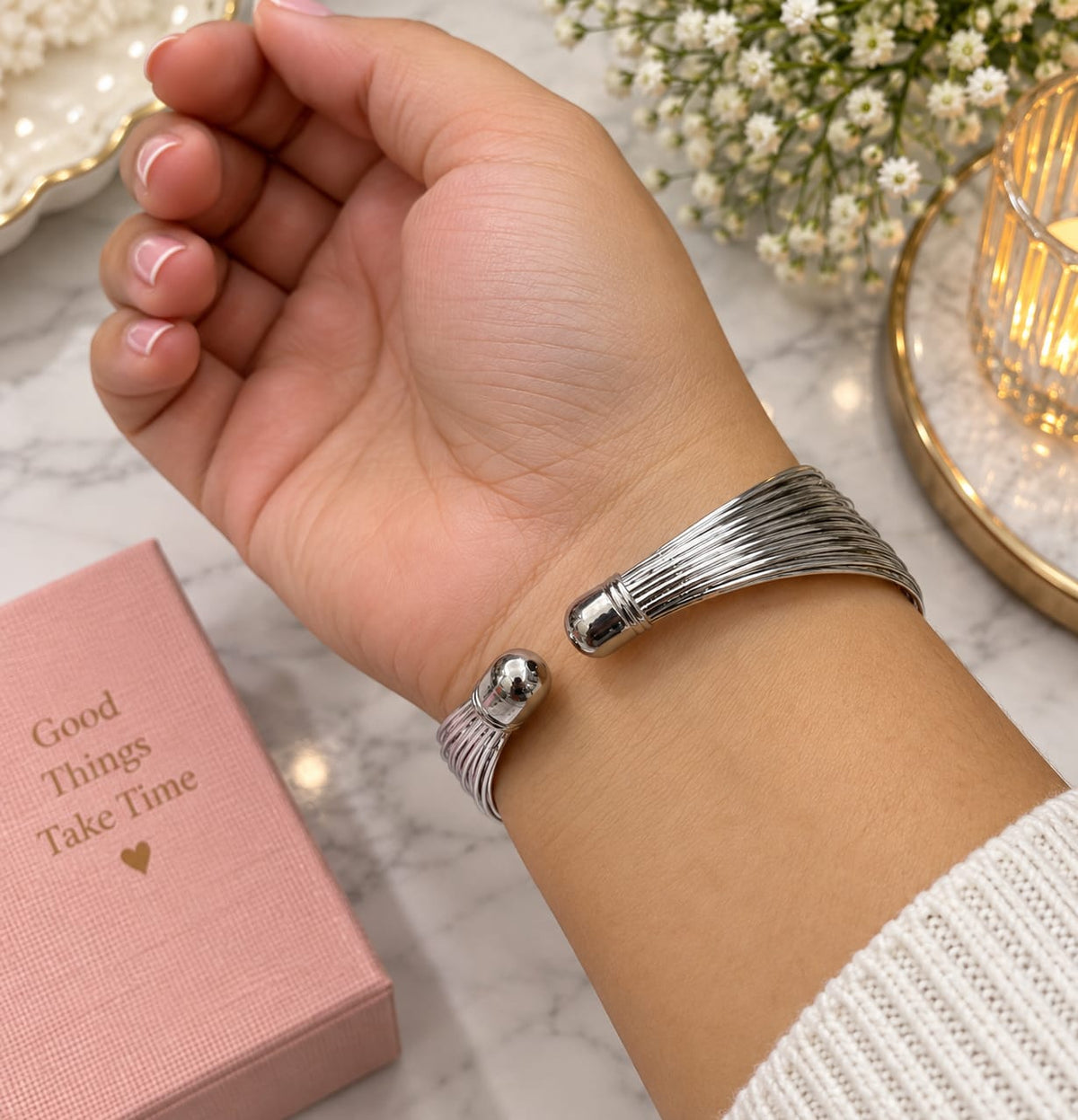 Elegant Silver Wire Bunch Bracelet 20261509