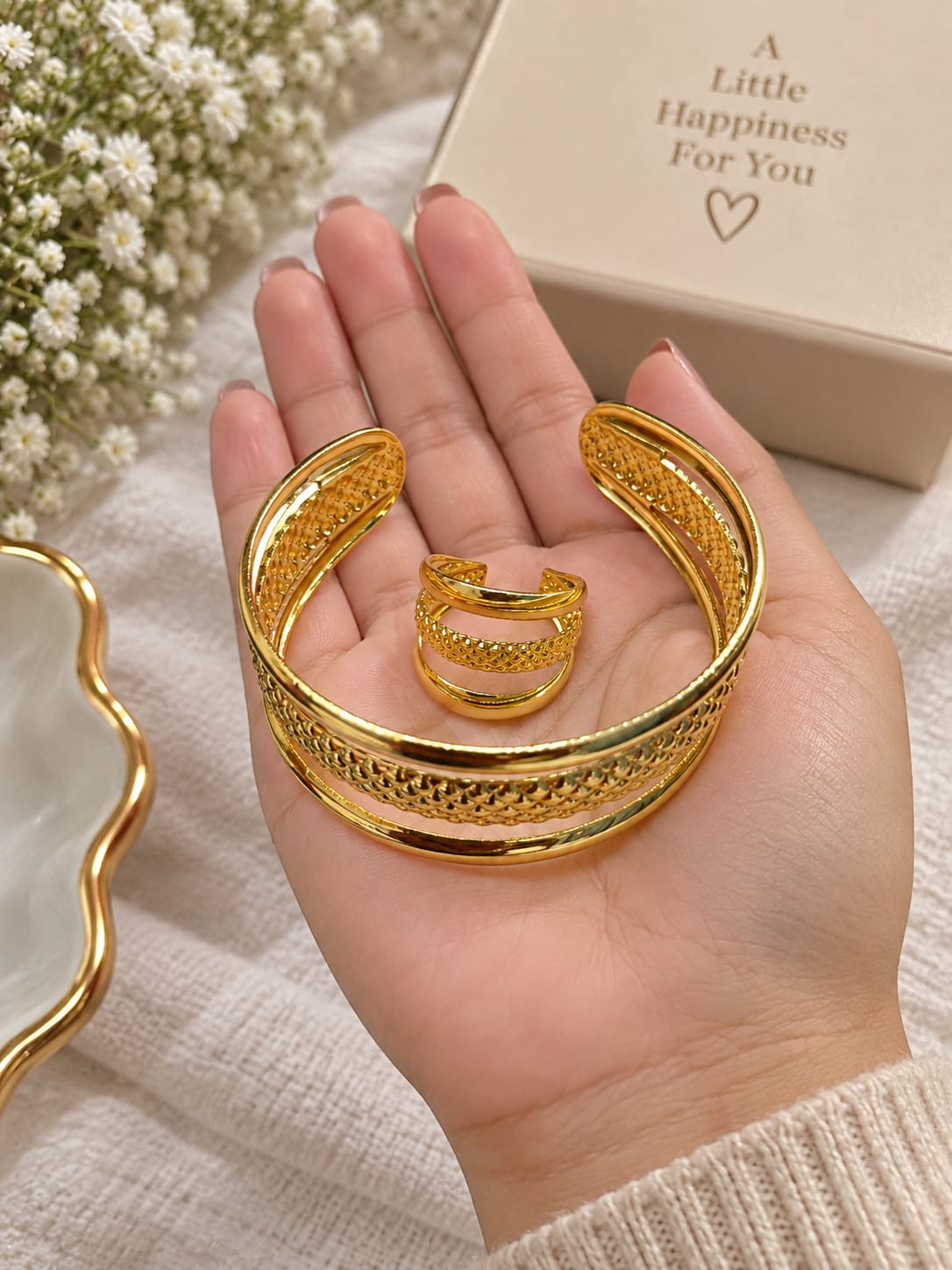 Classic Gold Layered Bracelet & Ring 20261603