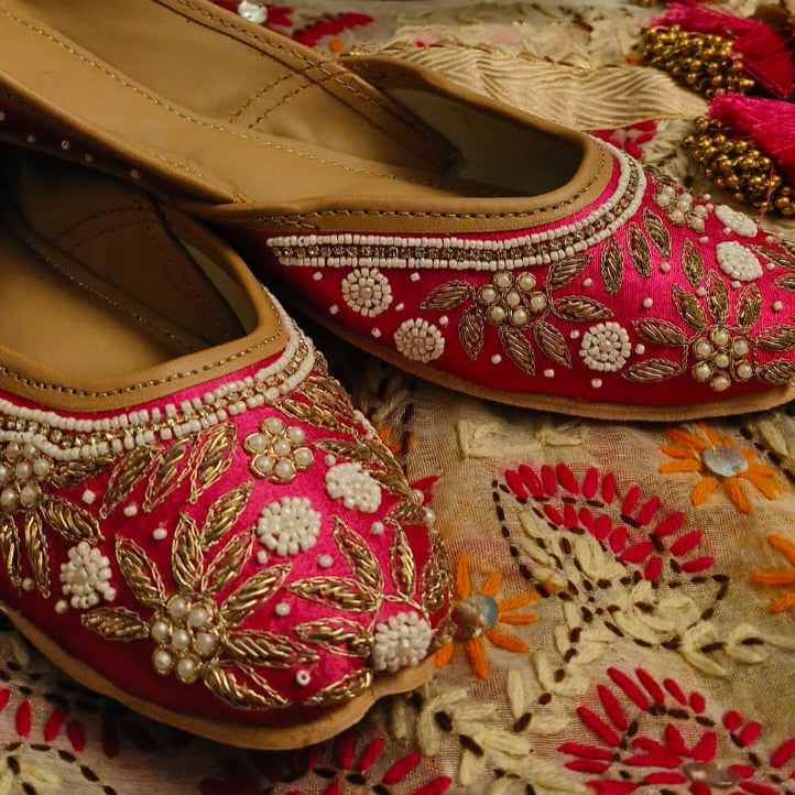 Punjabi Jutti Heavy Pearl Work2807
