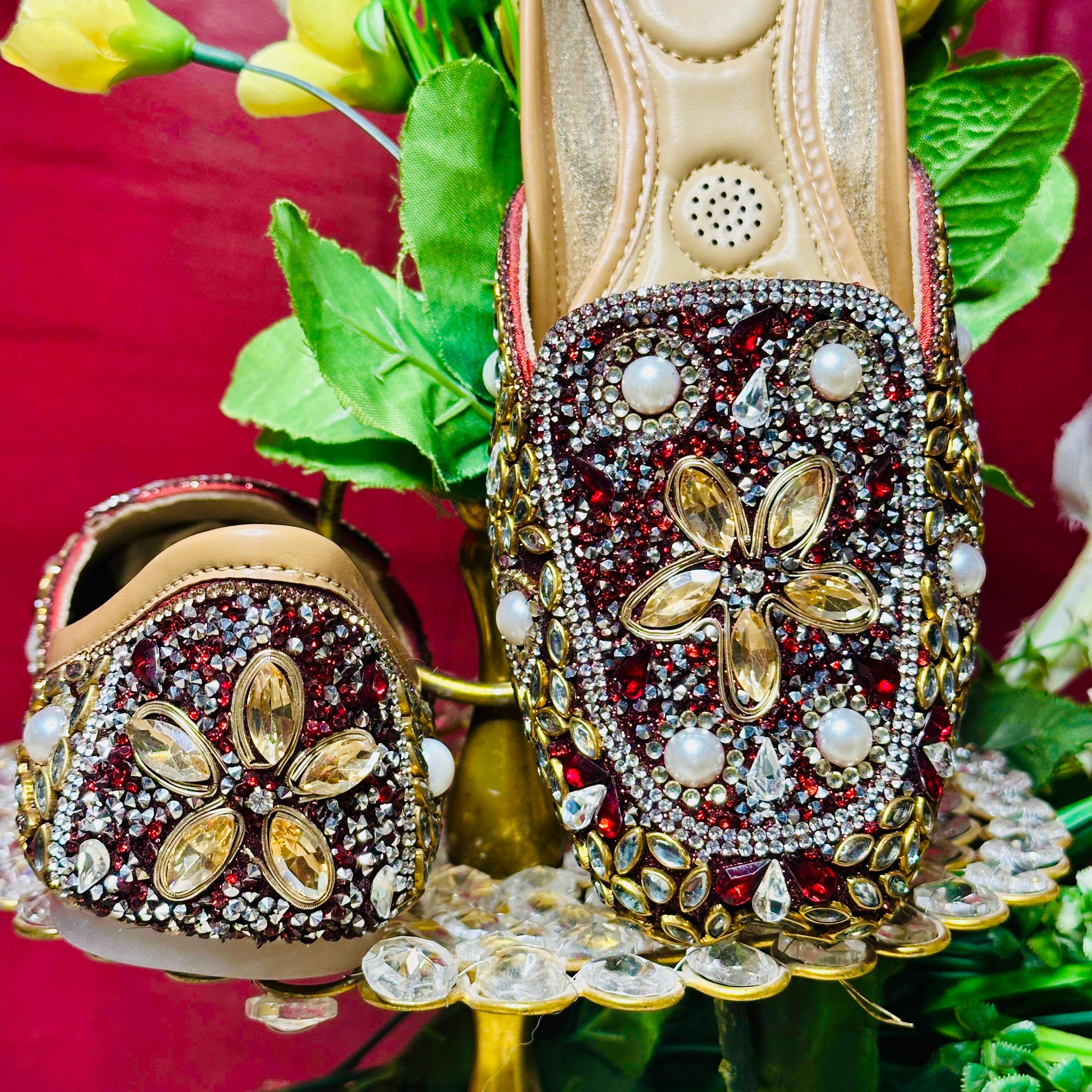 Punjabi Jutti heavy mirror work (MRN)  707