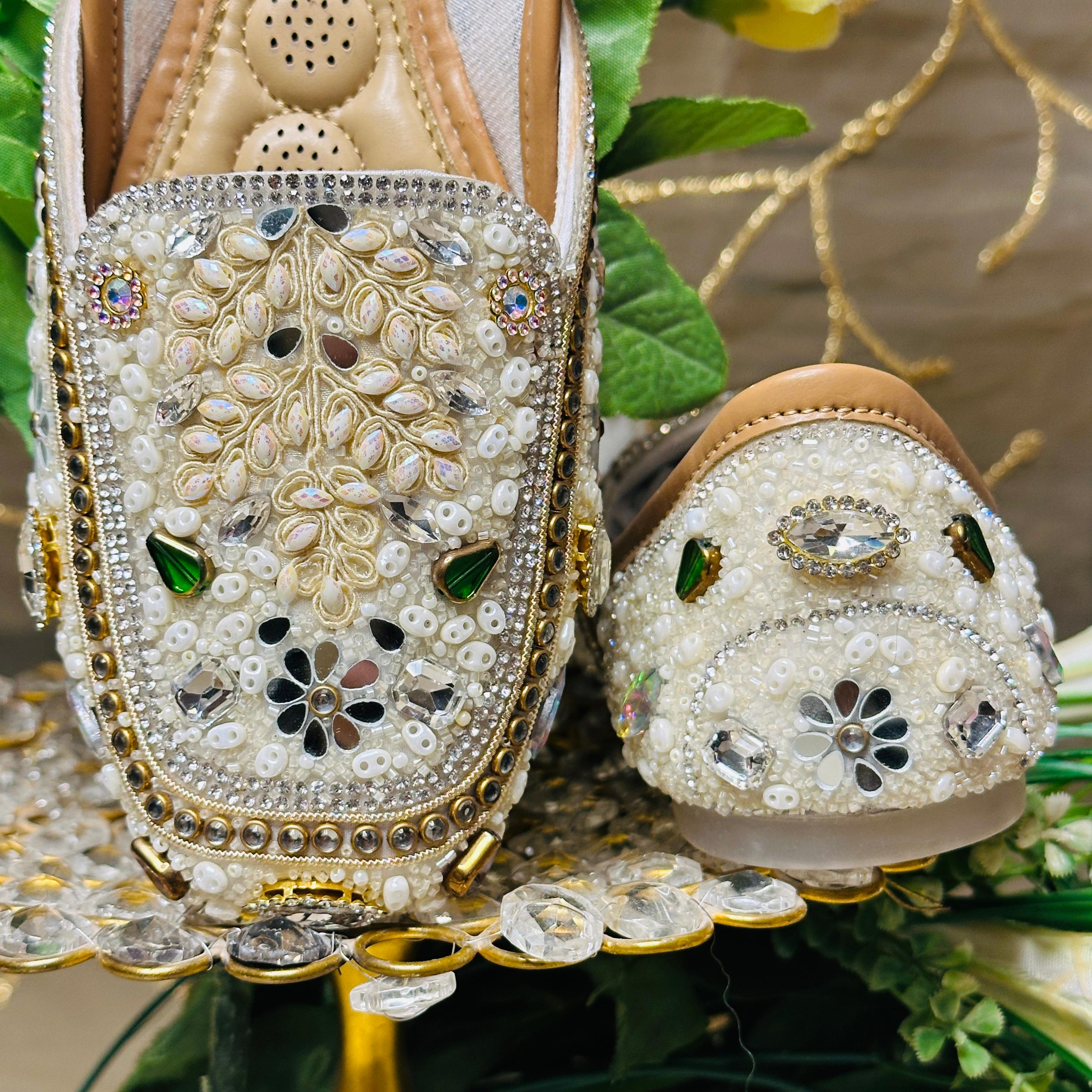 Punjabi Jutti heavy mirror work 709