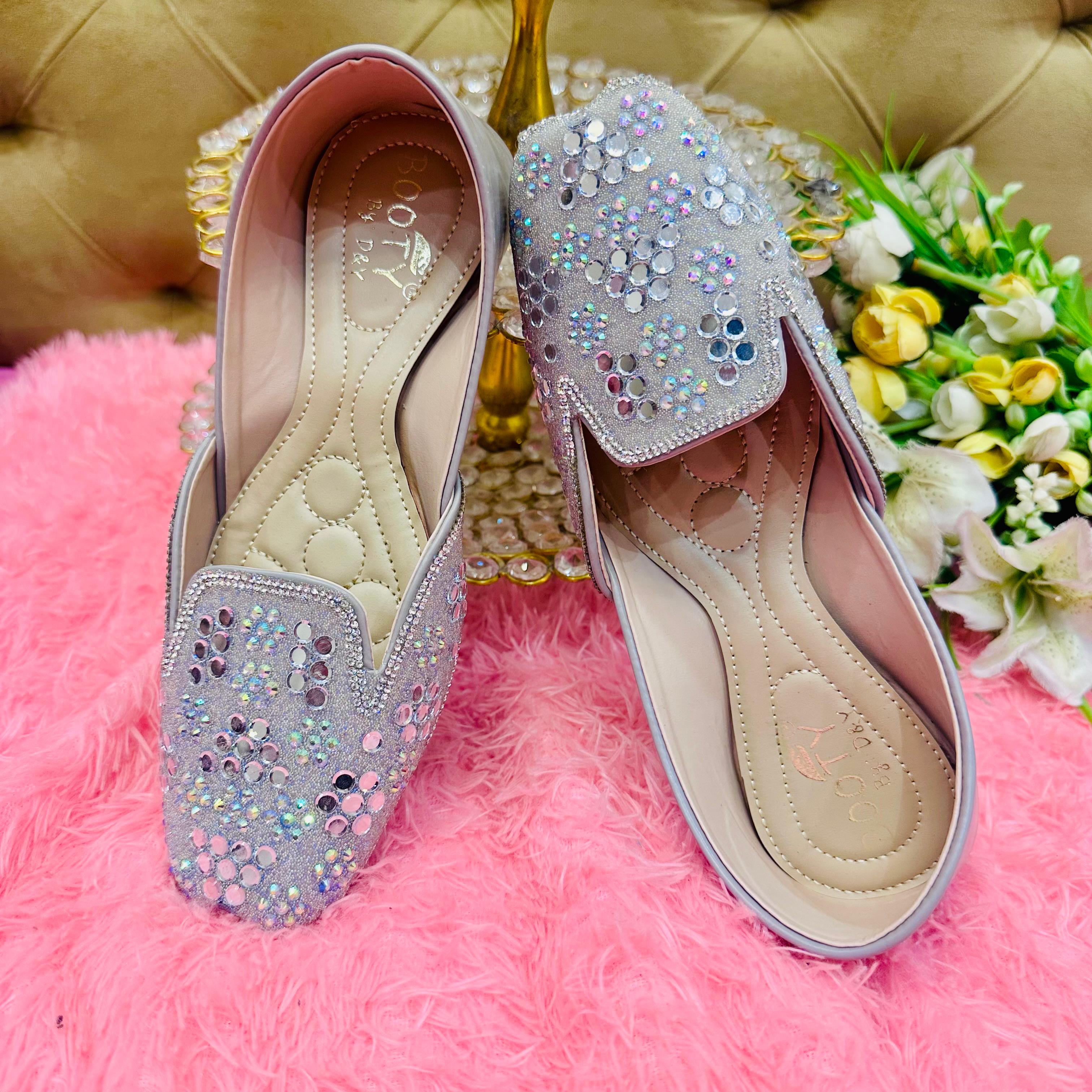 Punjabi Jutti heavy flower pearl side cut work 0308