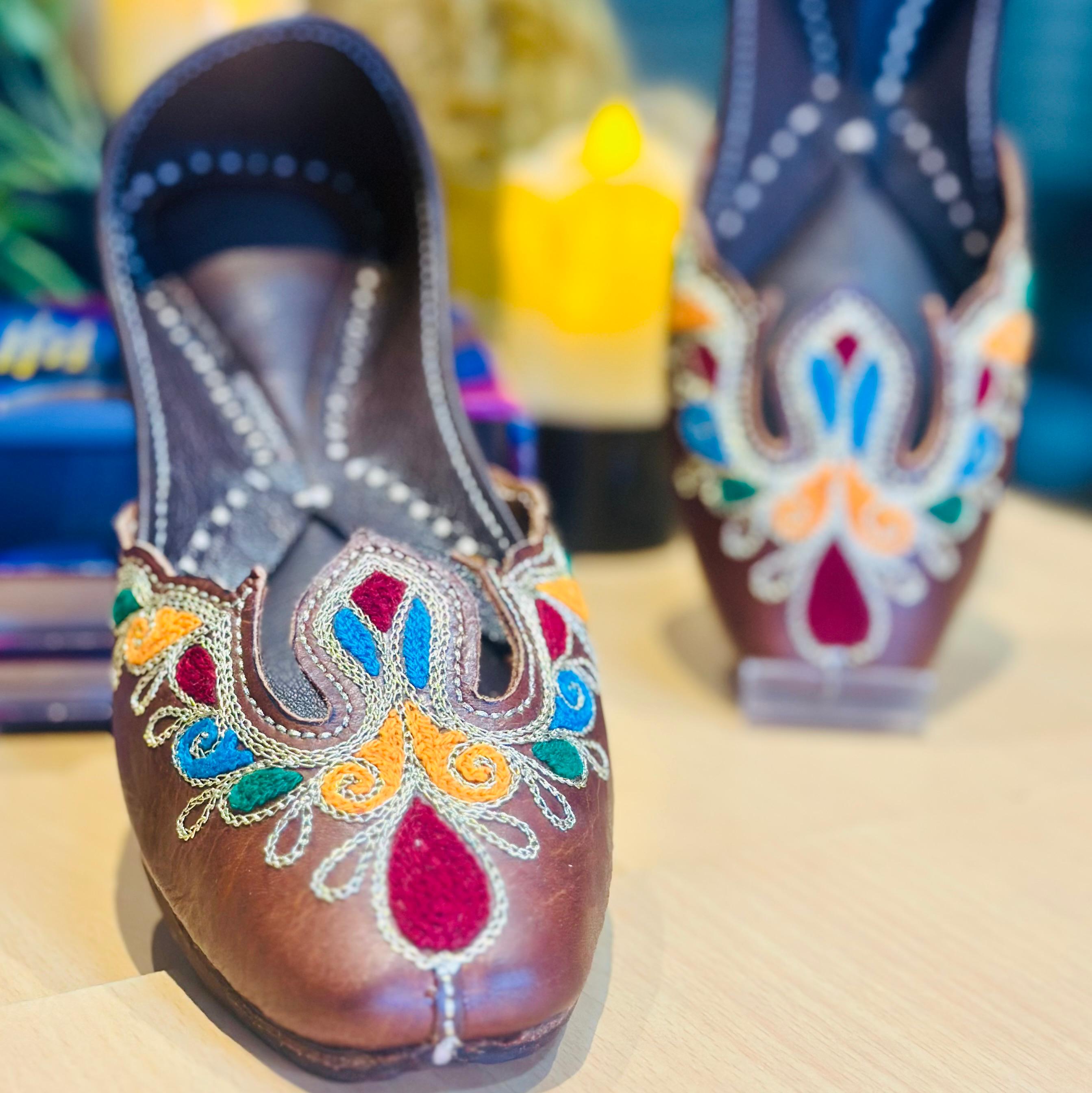 Punjabi Jutti pakisatni upper leather work 0312