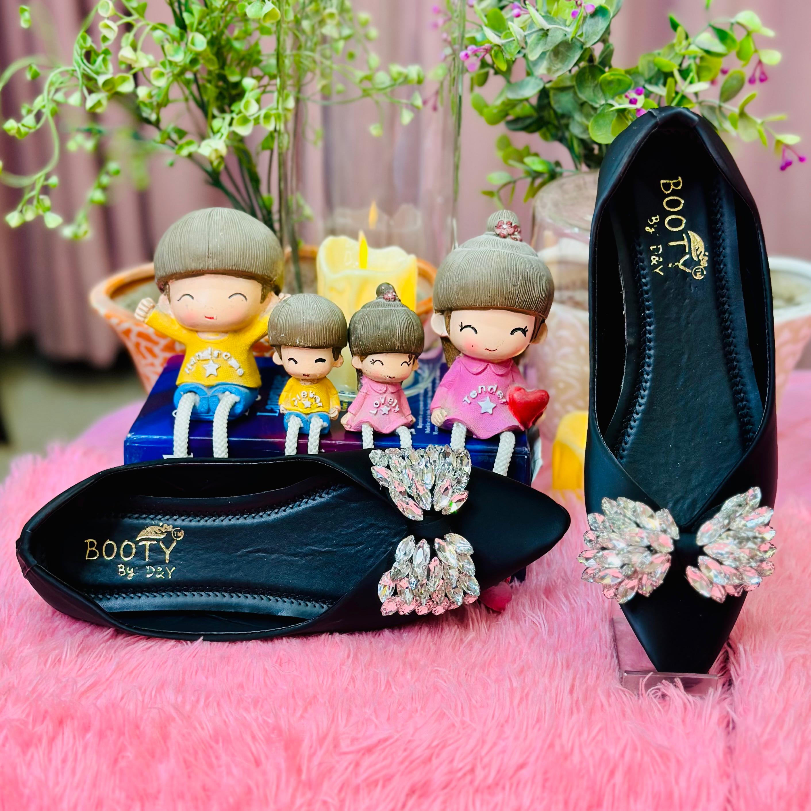 toes and flats  606