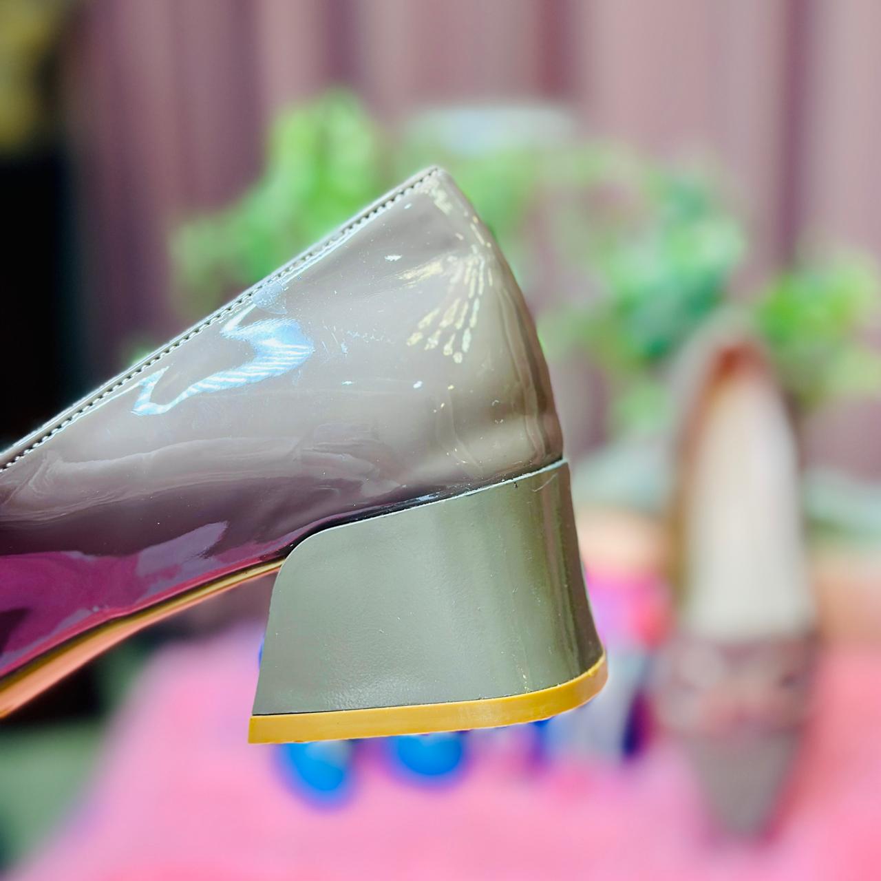toes and flats  603 b
