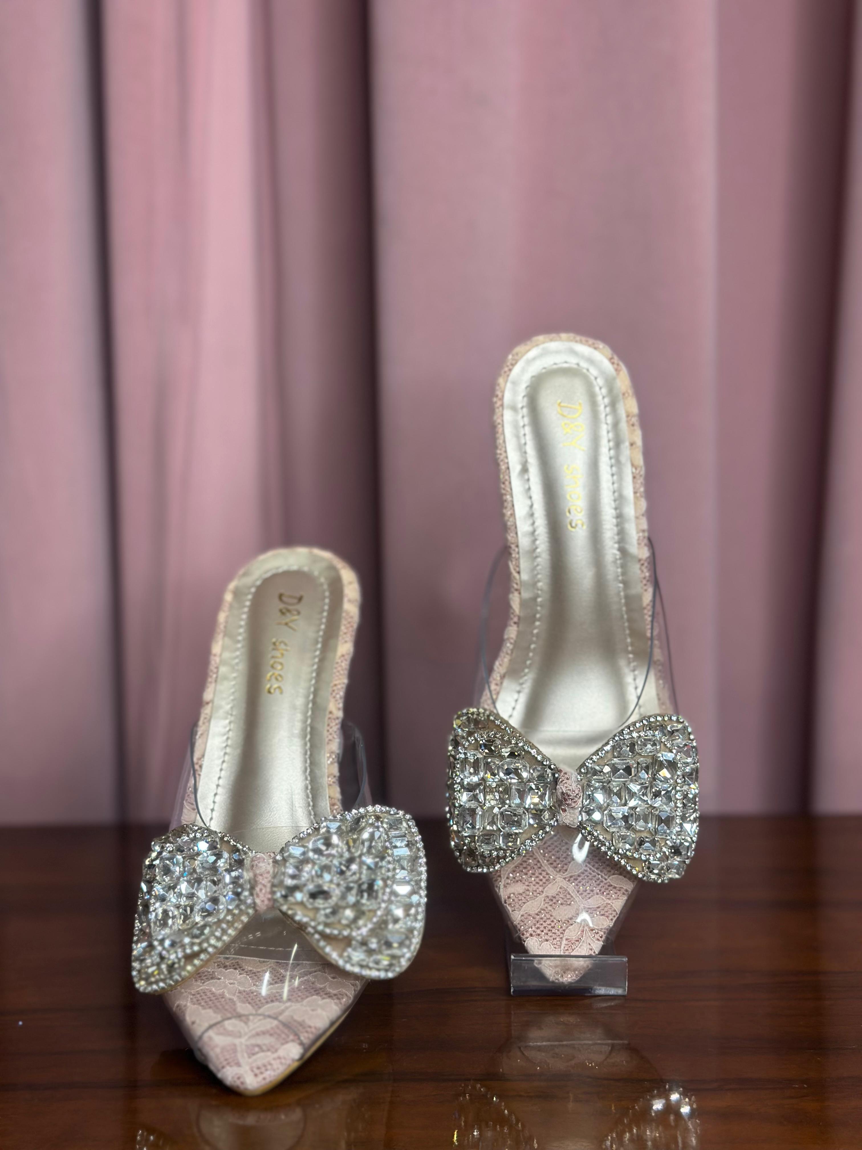 HEELS 23
